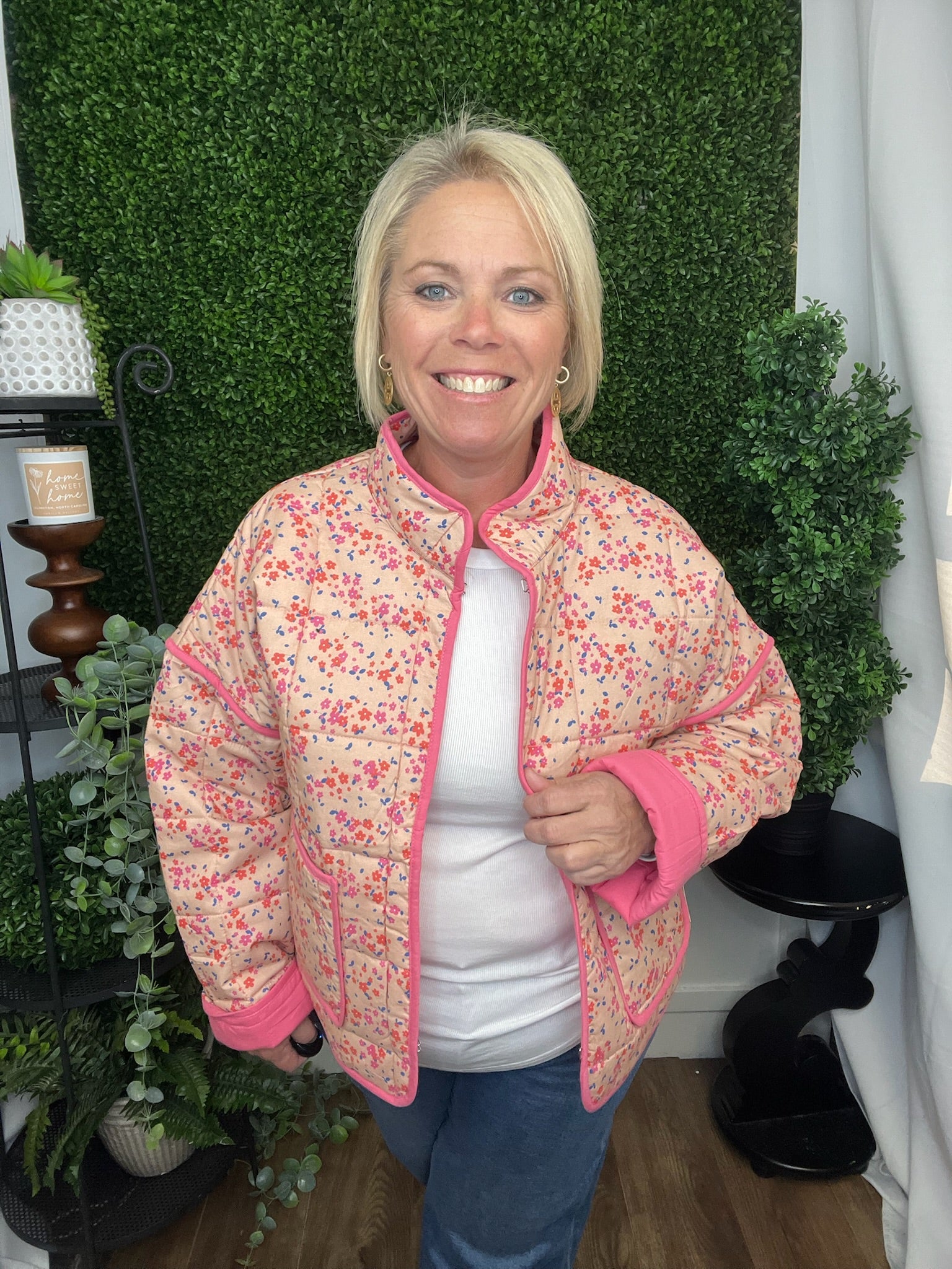 PINK DAINTY FLORAL LIGHTWEIGHT QUILTED JACKET