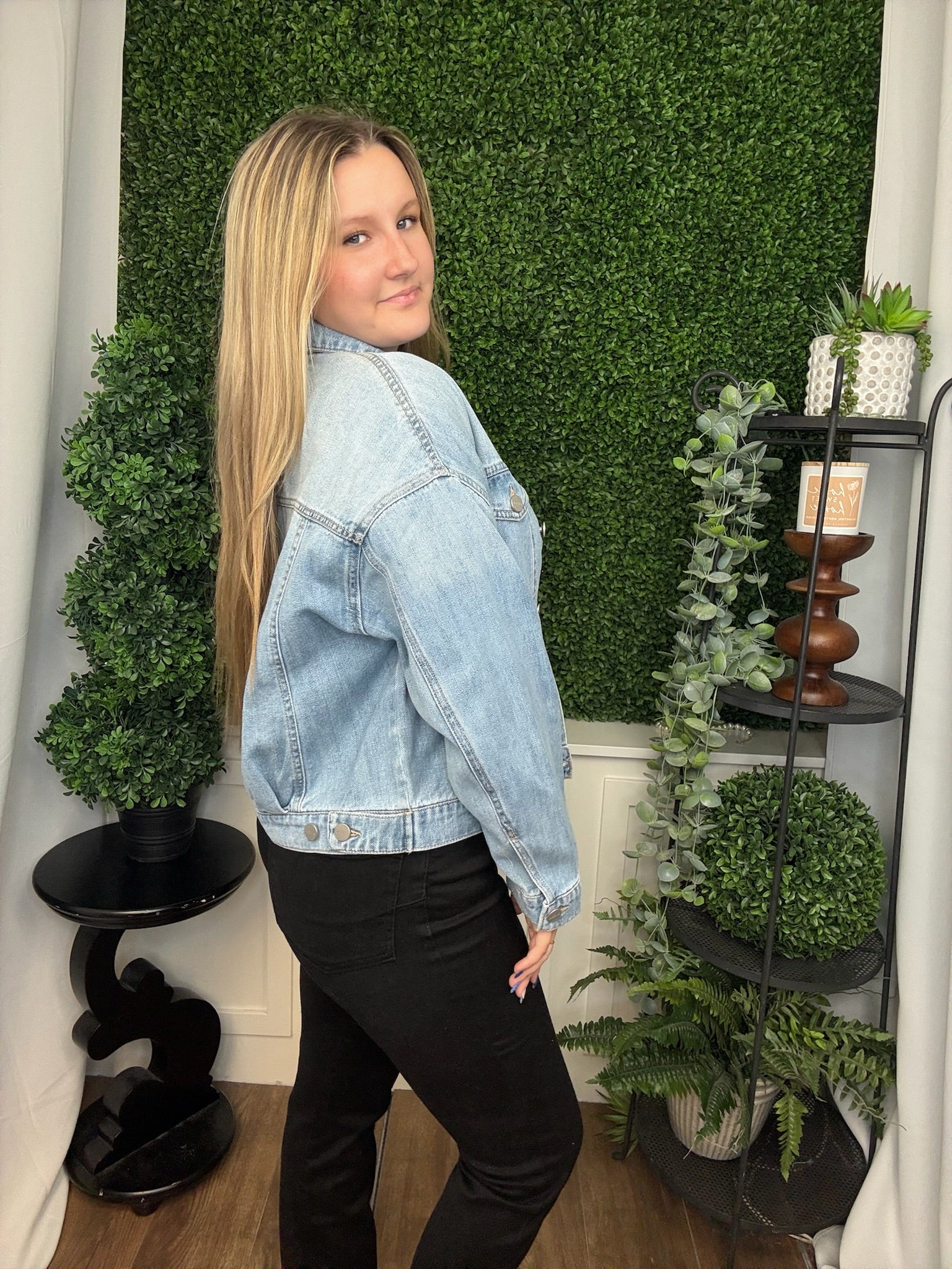 OVERSIZED DENIM JACKET - LIGHT