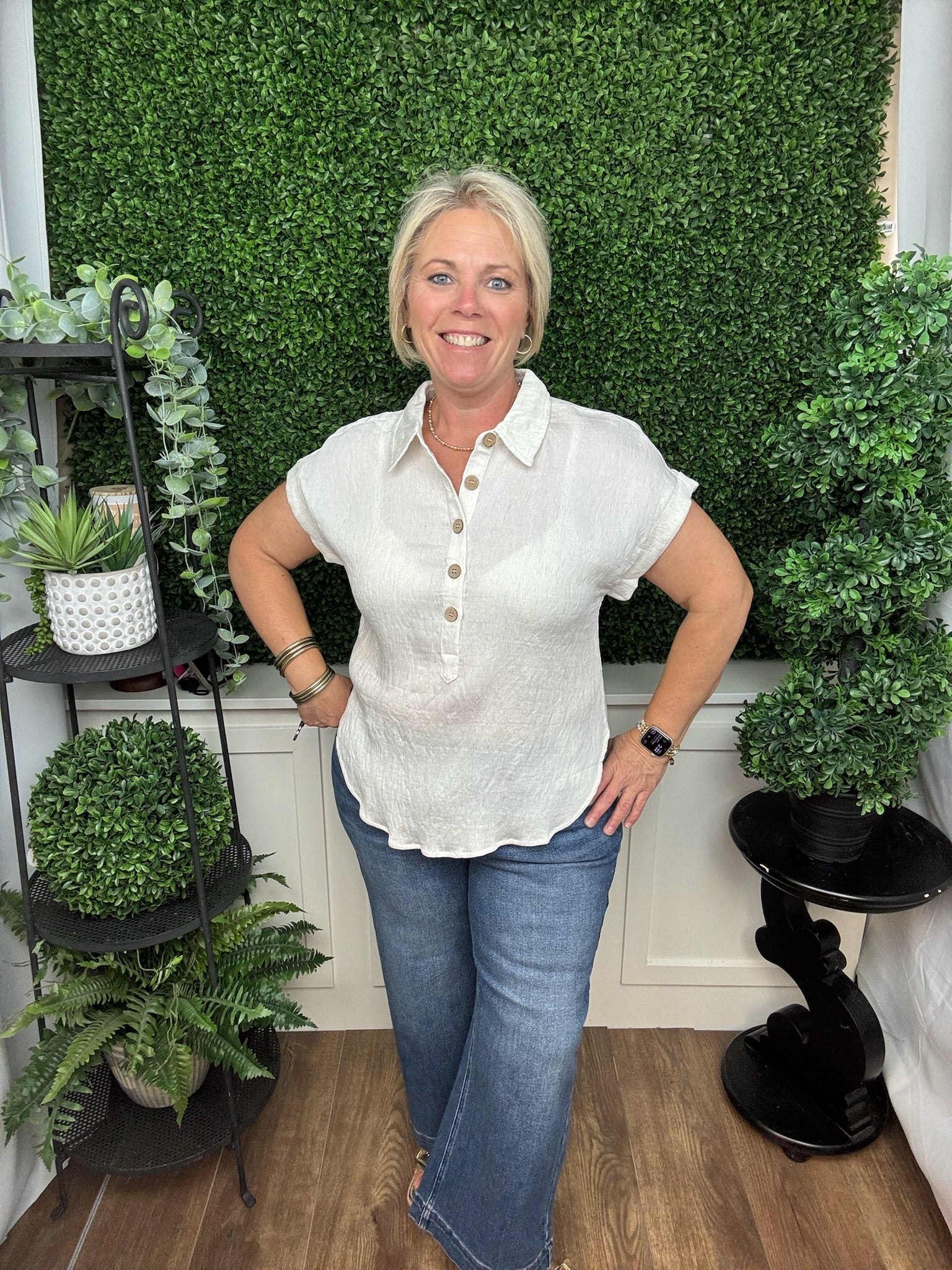 TEXTURED HALF BUTTON COLLARED TOP