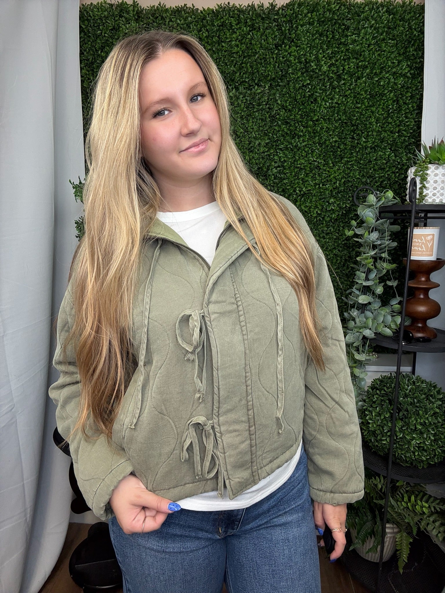 WASHED QUILTED FRONT TIE PUFFER JACKET - OLIVE