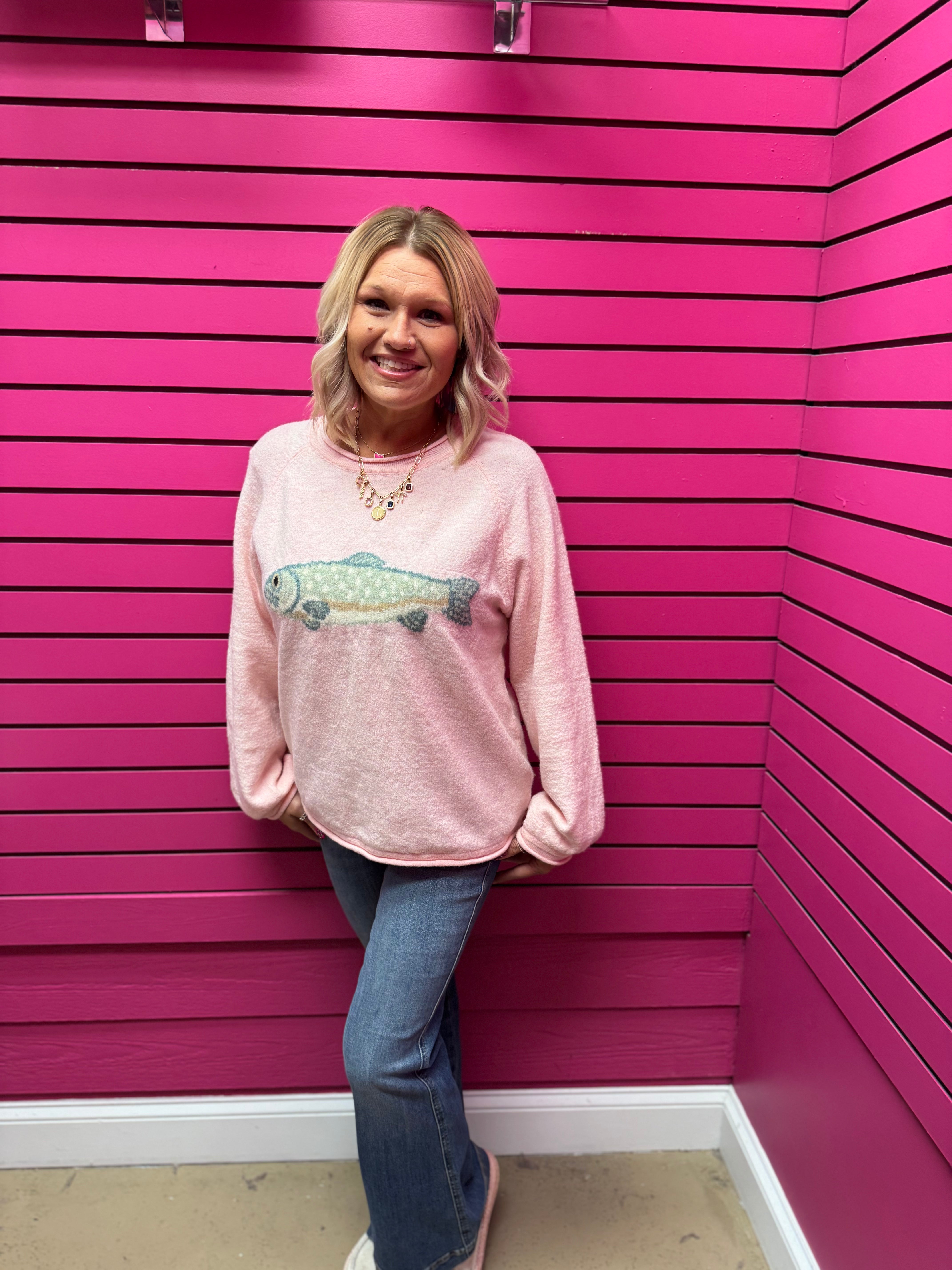 FISH GRAPHIC KNIT SWEATER - PINK