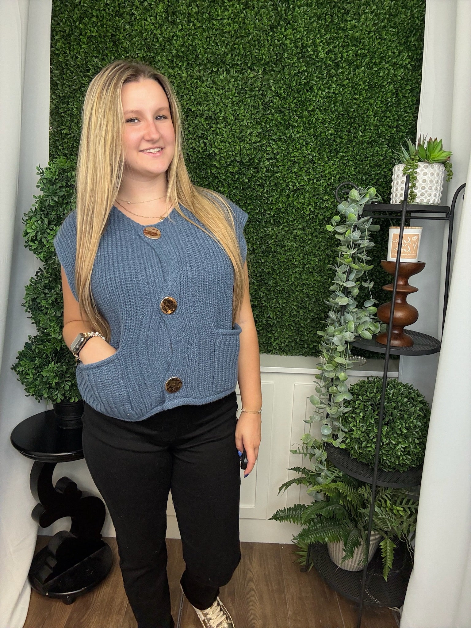BIG METAL BUTTON FRONT SWEATER VEST - MIDNIGHT BLUE