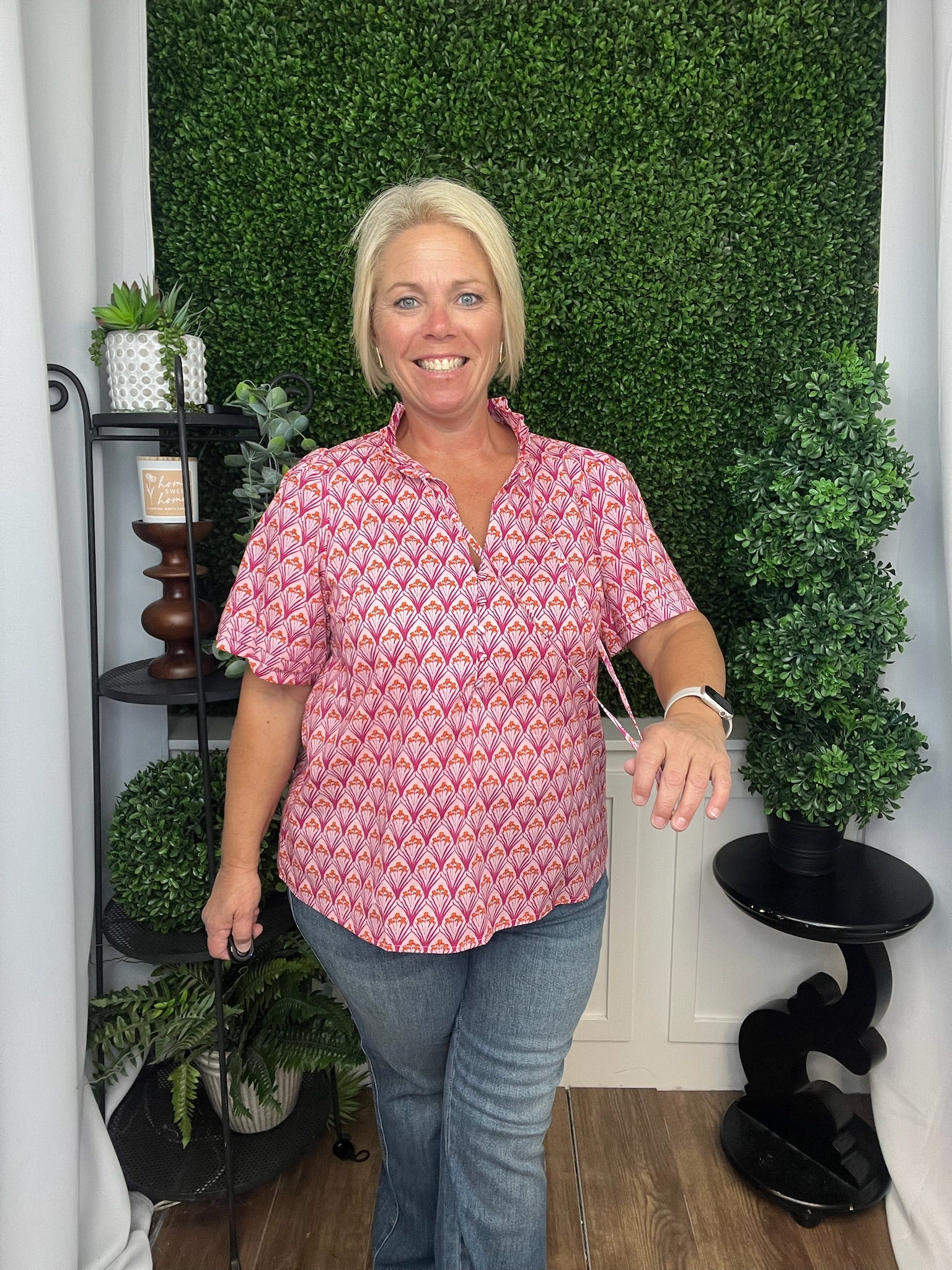 GEOMETRIC SS TOP W/RUFFLE MOCK NECK - PINK