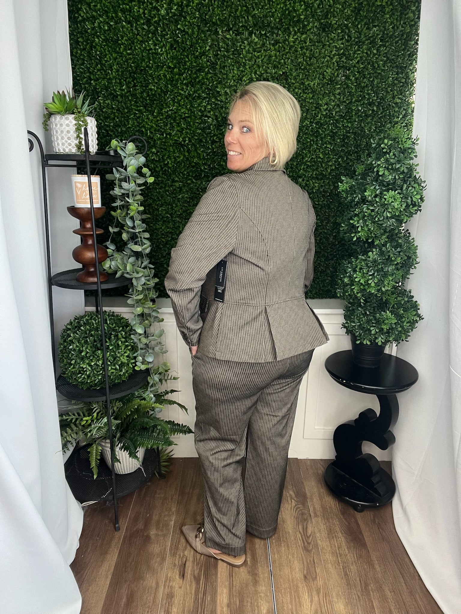 WIDE LEG CROP TROUSER W/FLAP POCKETS CAMEL/SAND STRIPE