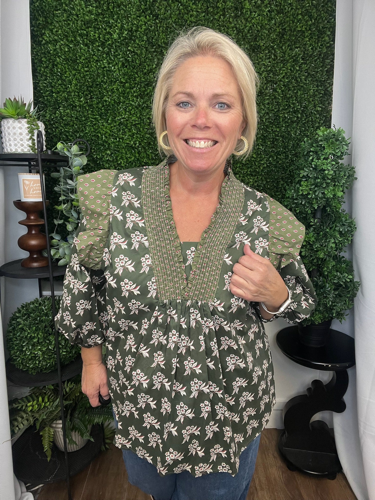 3/4 SLEEVE SMOCKED NECK WOVEN PRINT TOP - OLIVE