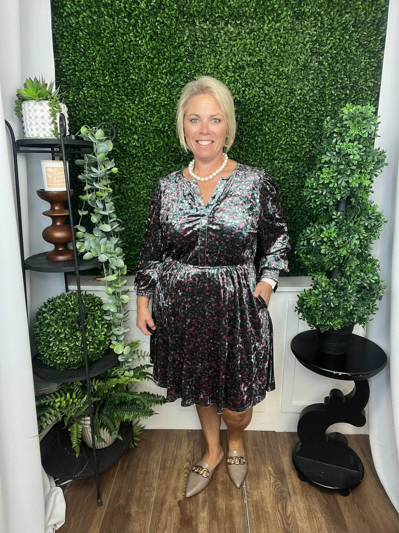 SPLIT VNECK SMOCKED HEM LS DRESS - H. GREEN