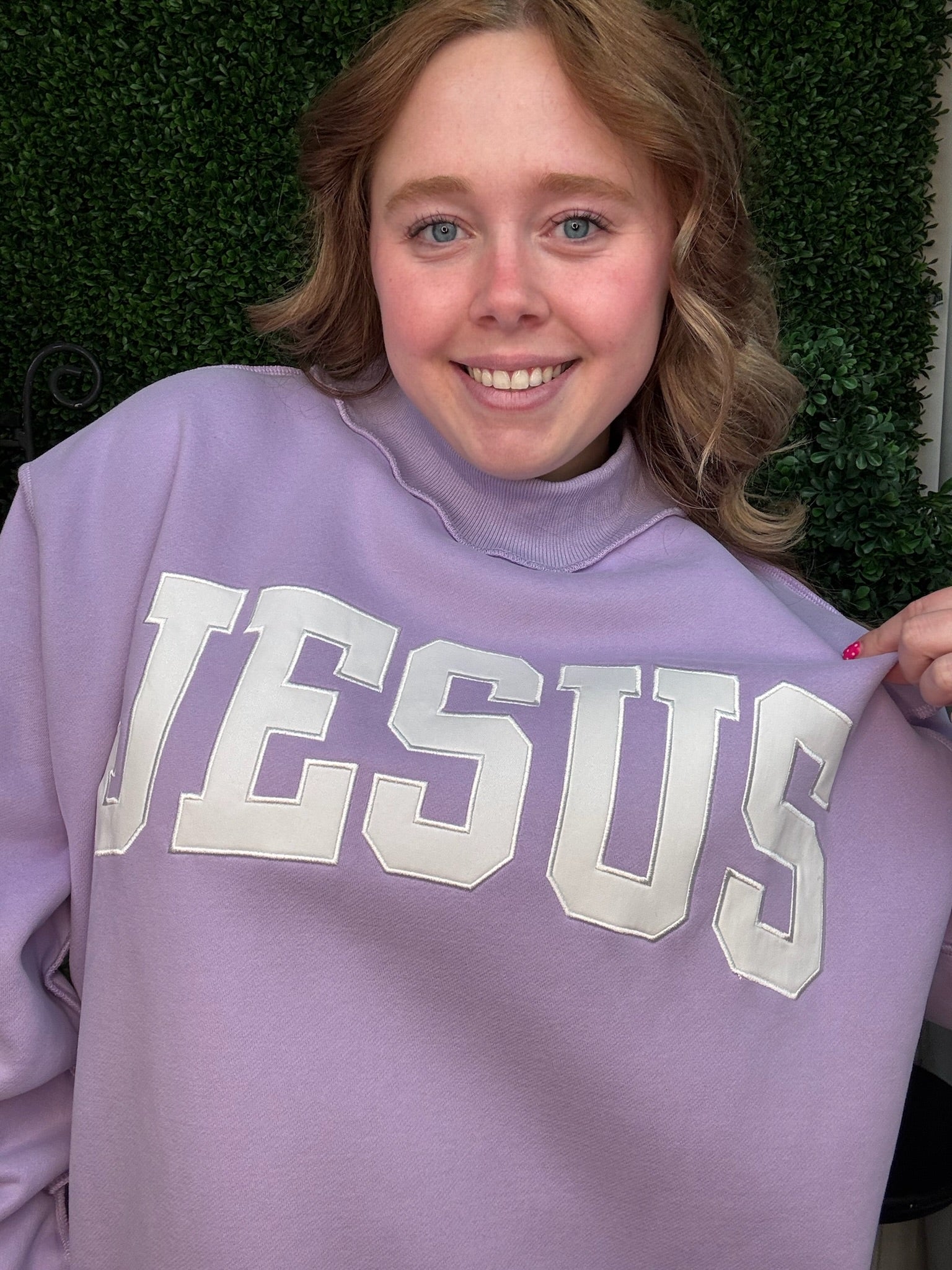 JESUS EMBROIDERED MOCK NECK SWEATSHIRT - LAVENDER