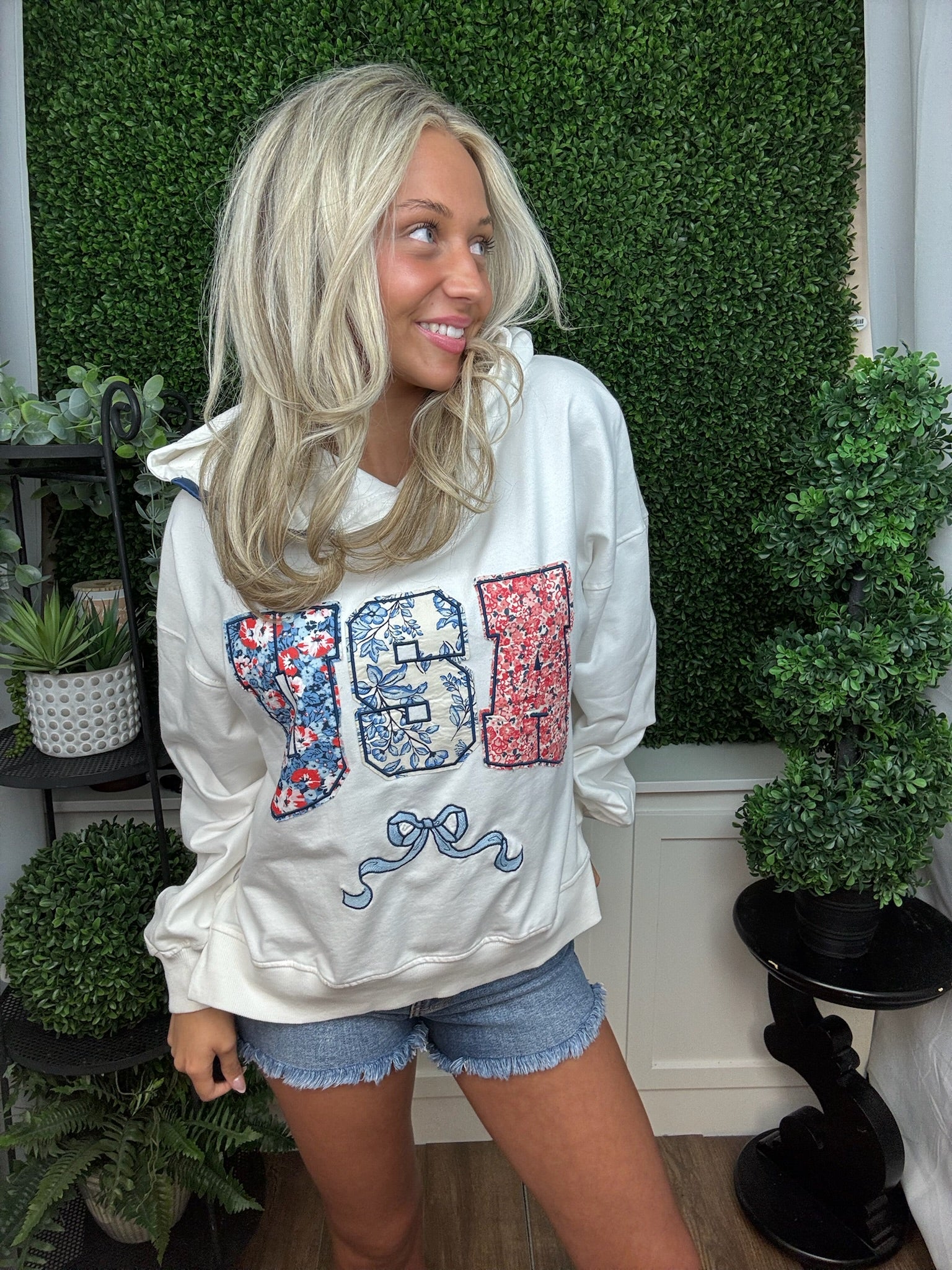 HOODED TEE - FLORAL USA