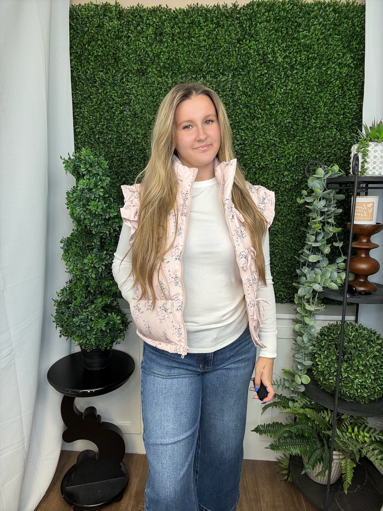 FRONT BOW RUFFLE SLV PUFFER VEST - PINK FLORAL