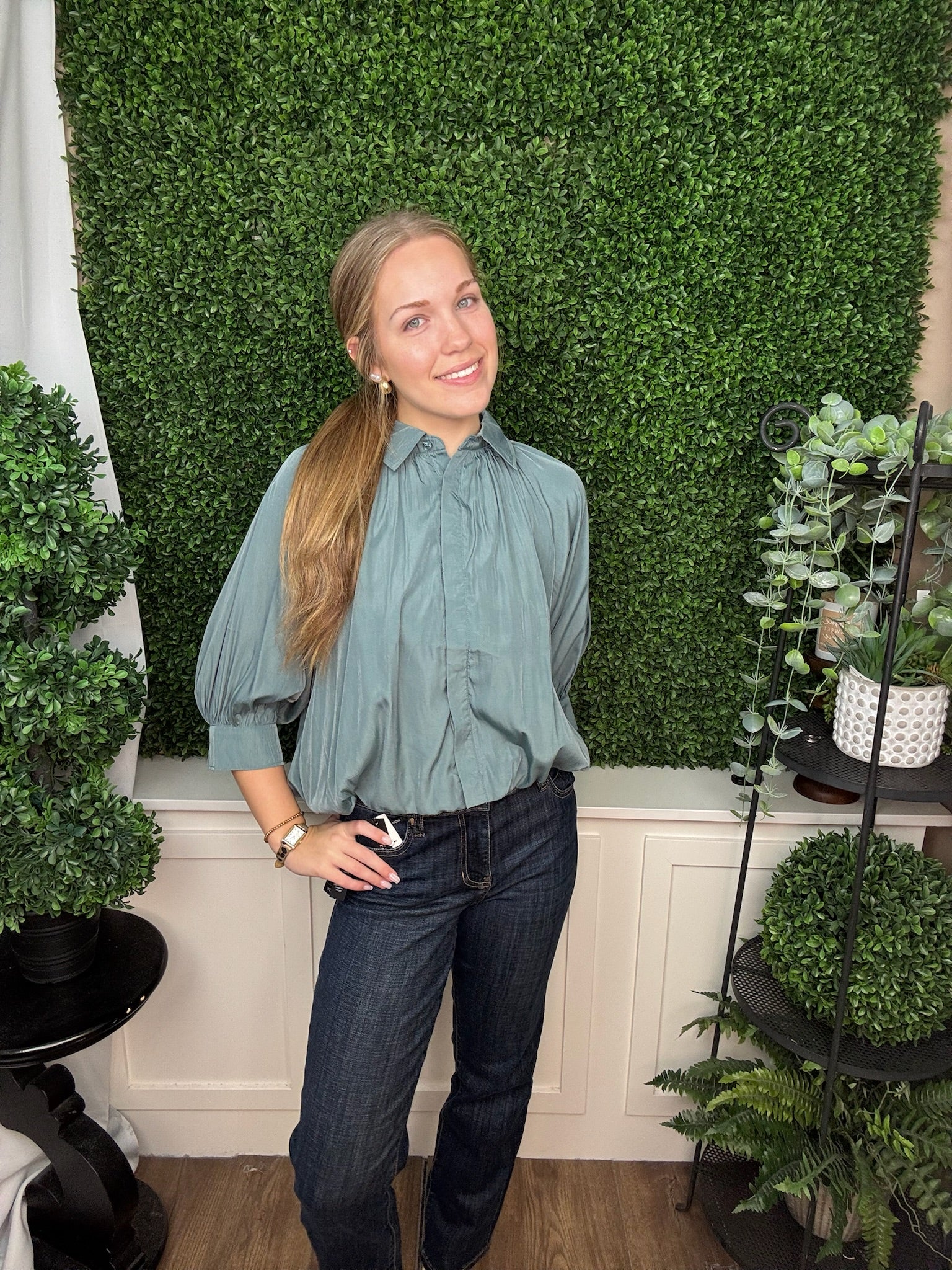 PLEATED PUFF SLEEVE BUTTON DOWN BLOUSE - BLUE