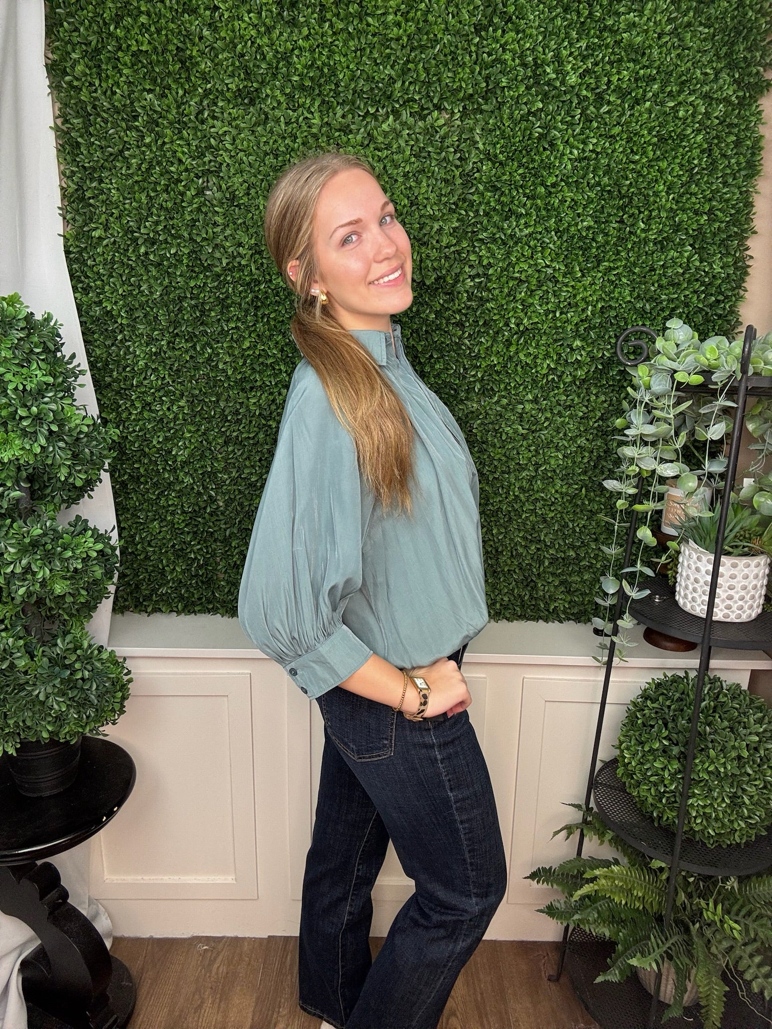 PLEATED PUFF SLEEVE BUTTON DOWN BLOUSE - BLUE