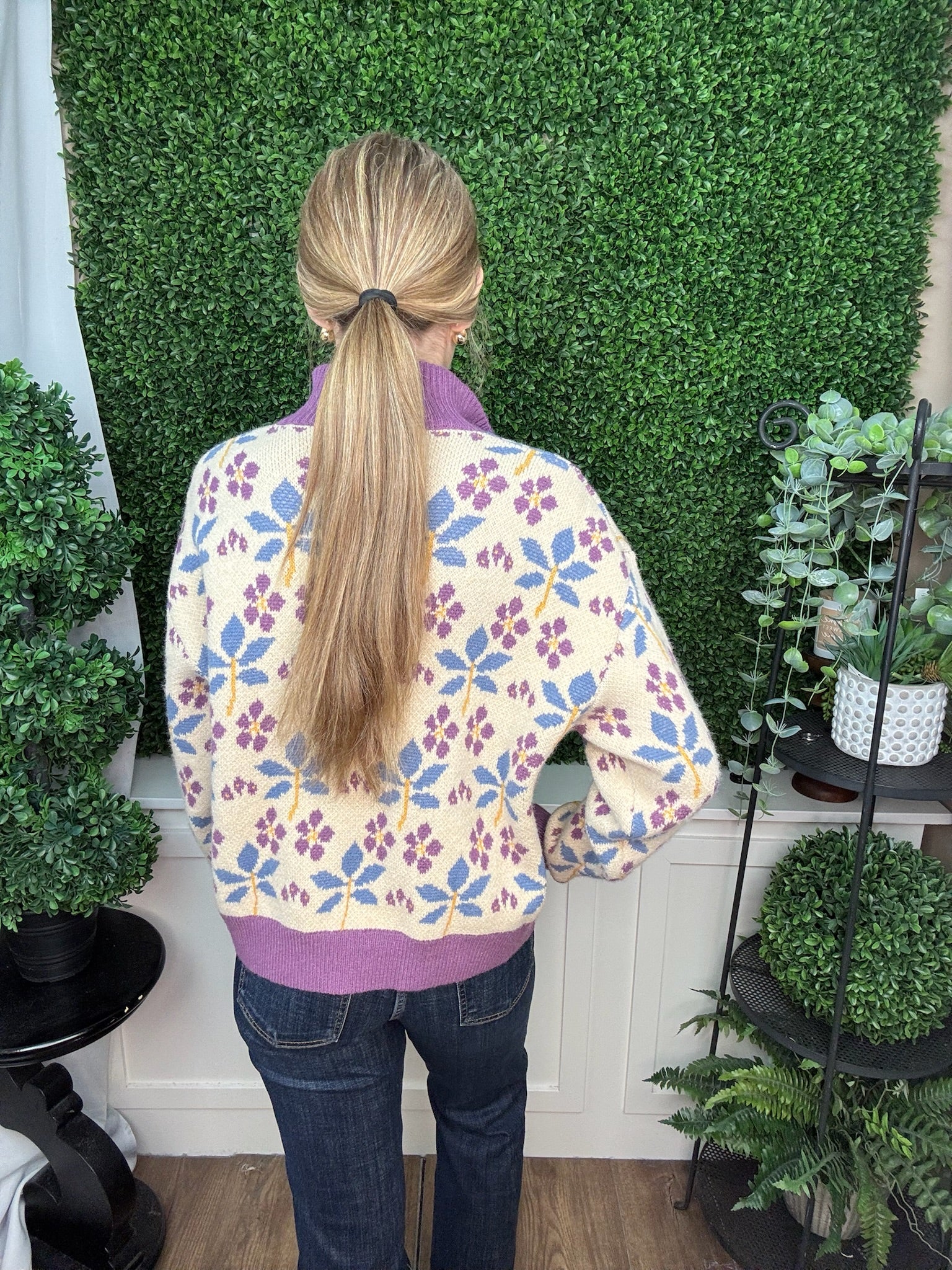 FLORAL PATTERN ZIP-UP MOCK NECK SWEATER - BEIGE PLUM
