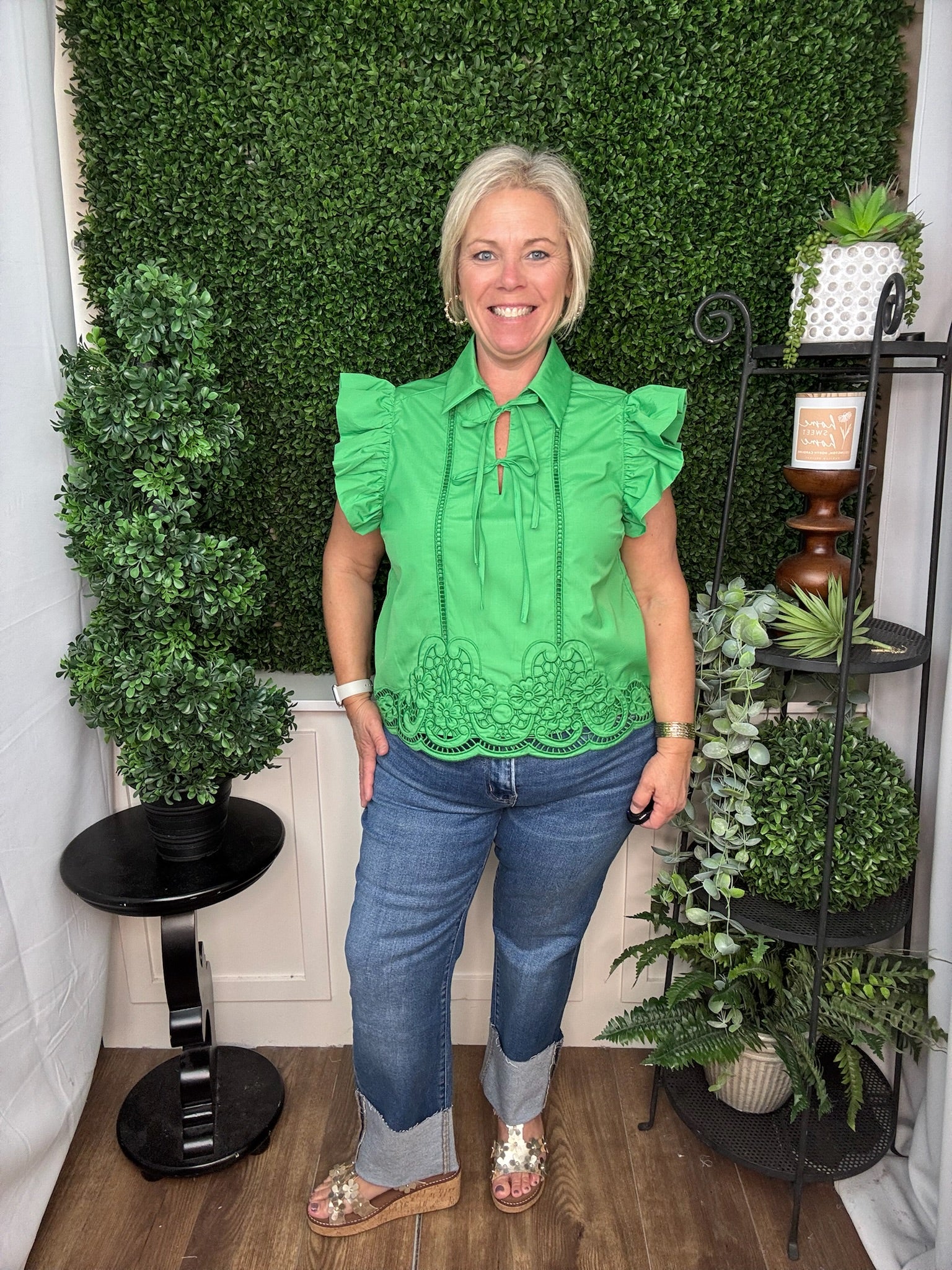 LACE BOTTOM SHORT SLEEVE TOP