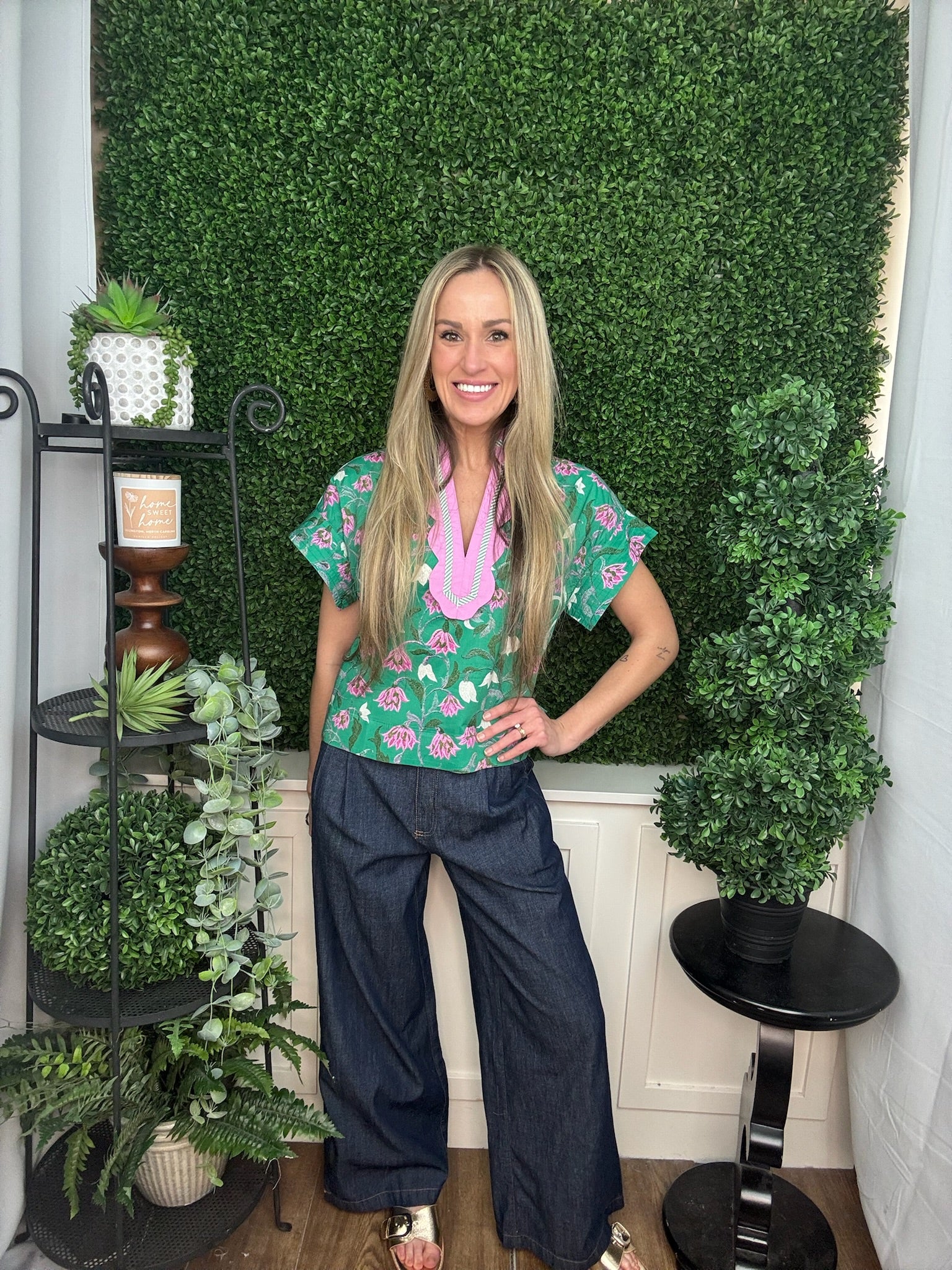 GREEN CROP FLORAL TOP