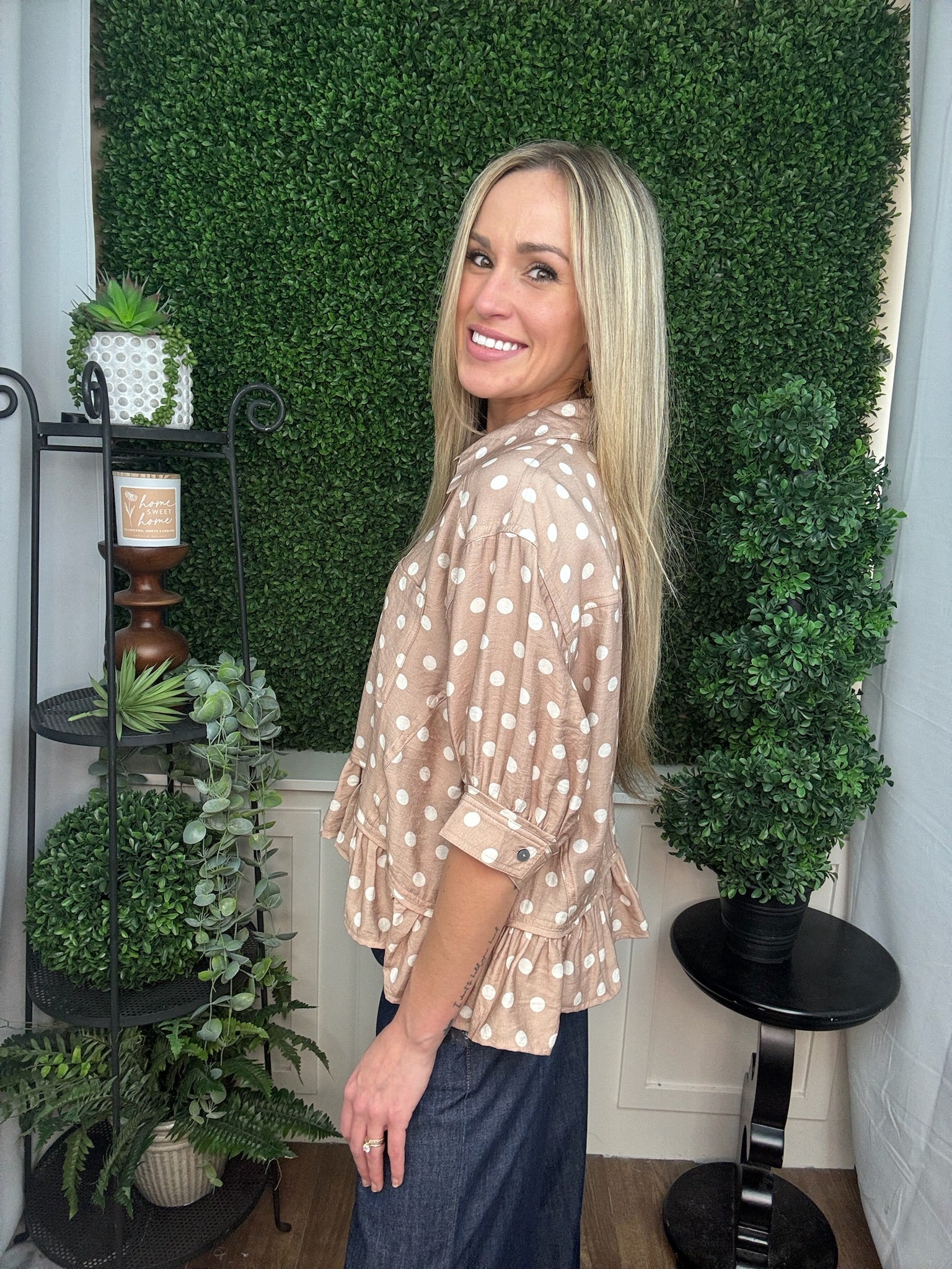 TOP WITH RUFFLE BOTTOM