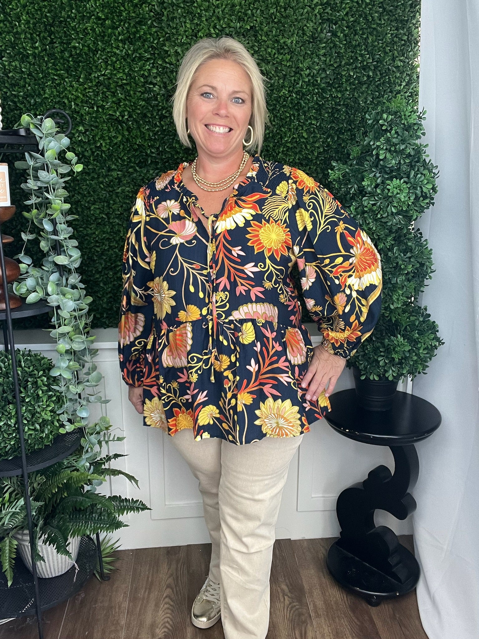 FLORAL PRINT TOP W/FRONT TIE - NAVY MIX