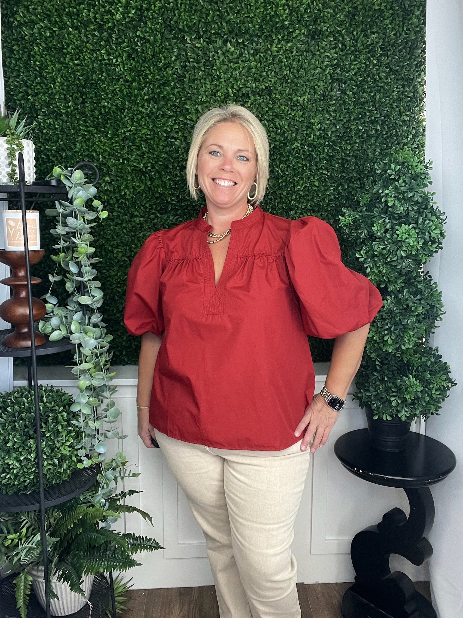 CHINA COLLAR V-NECK BUBBLE SLV POPLIN TOP - BRICK