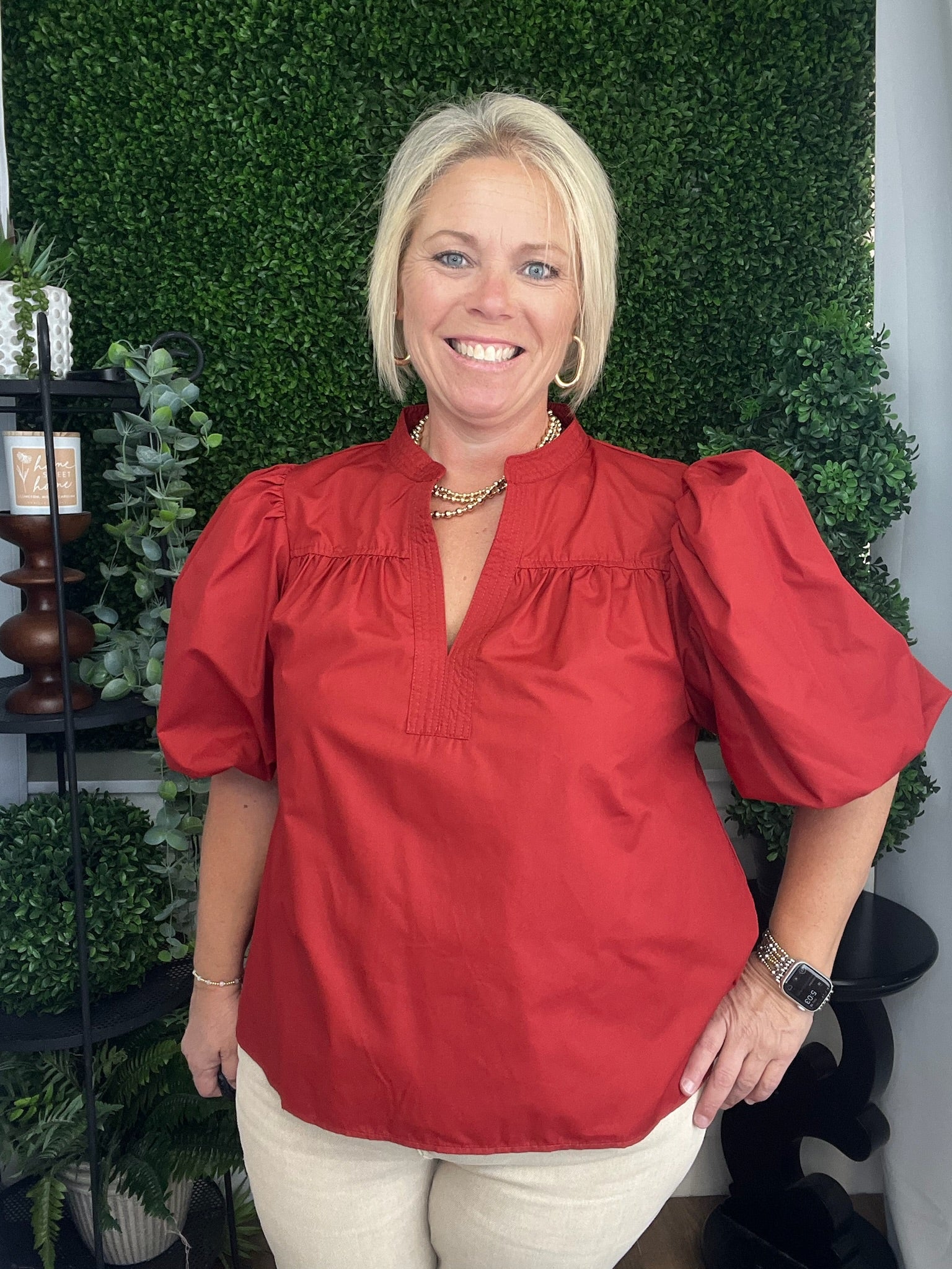 CHINA COLLAR V-NECK BUBBLE SLV POPLIN TOP - BRICK