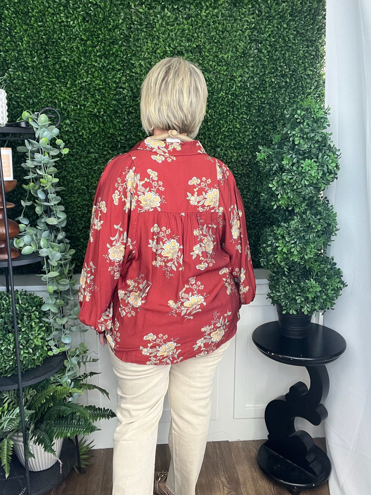 FLORAL PRINT LS TOP - BRICK