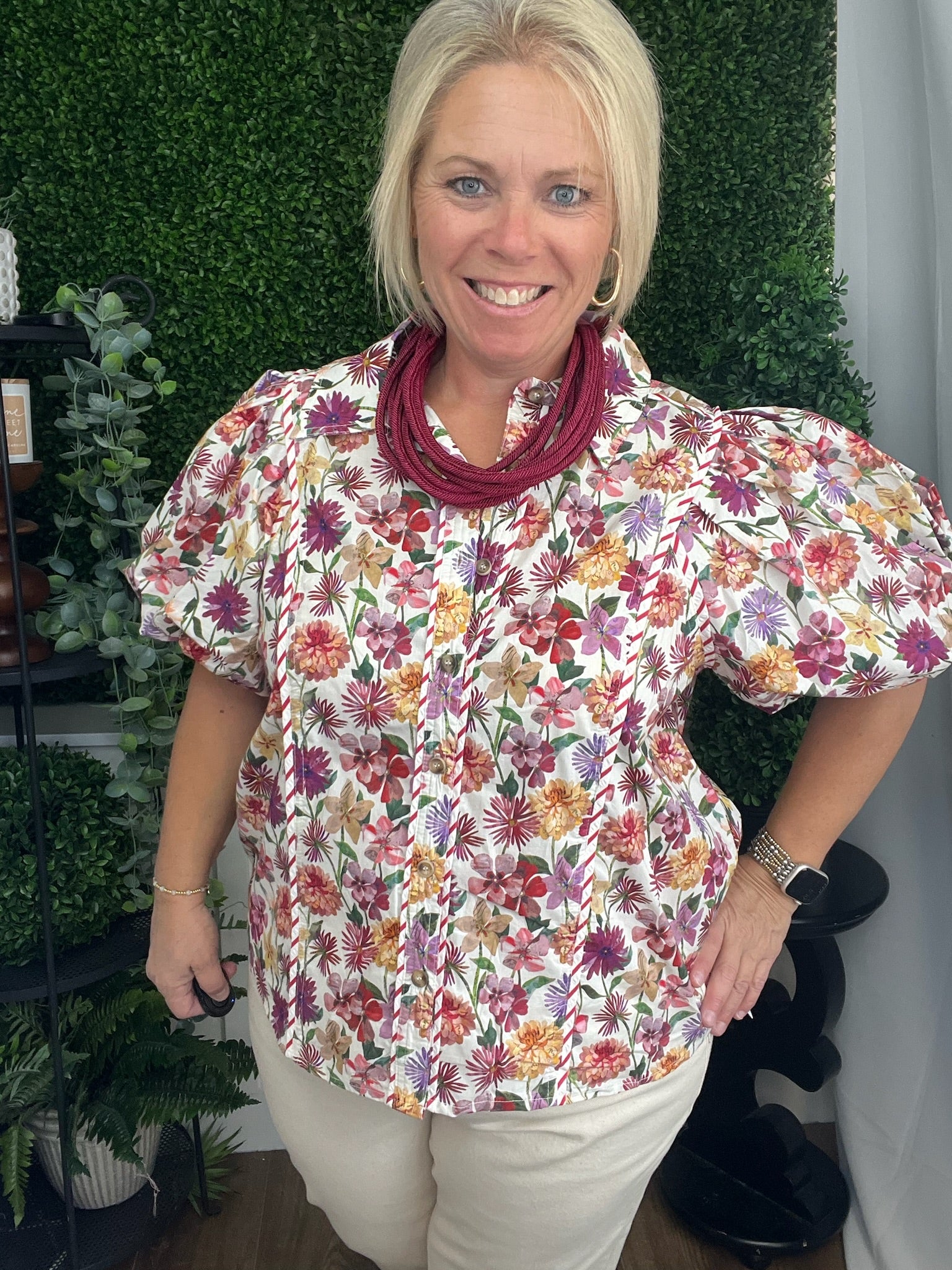 FLORAL PRINT PUFF SLEEVE TOP - PLUM