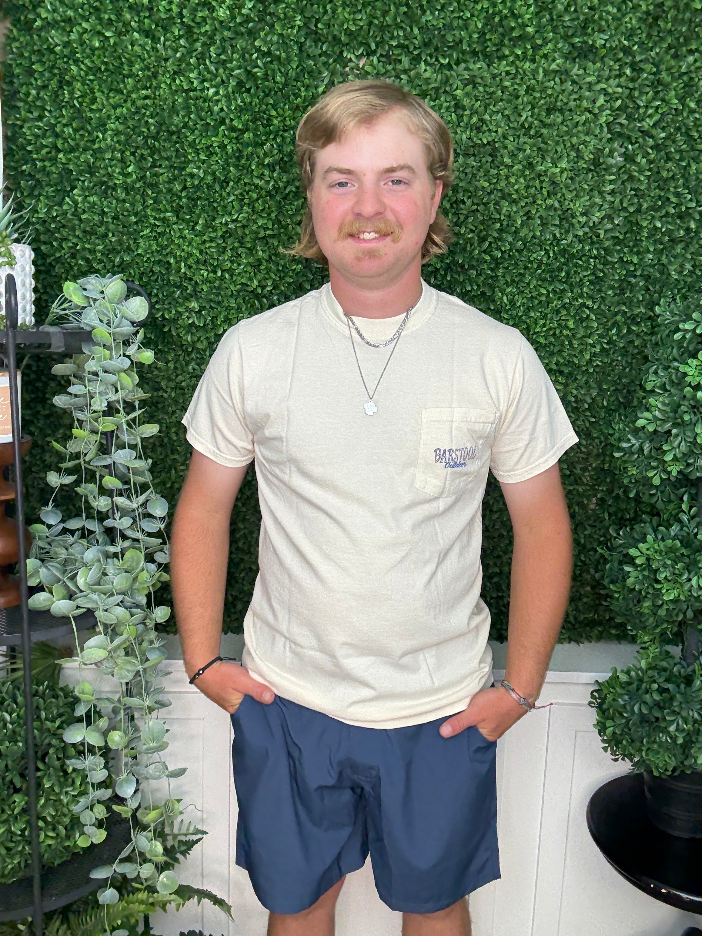 BSO FISHING BEERS POCKET TEE - IVORY