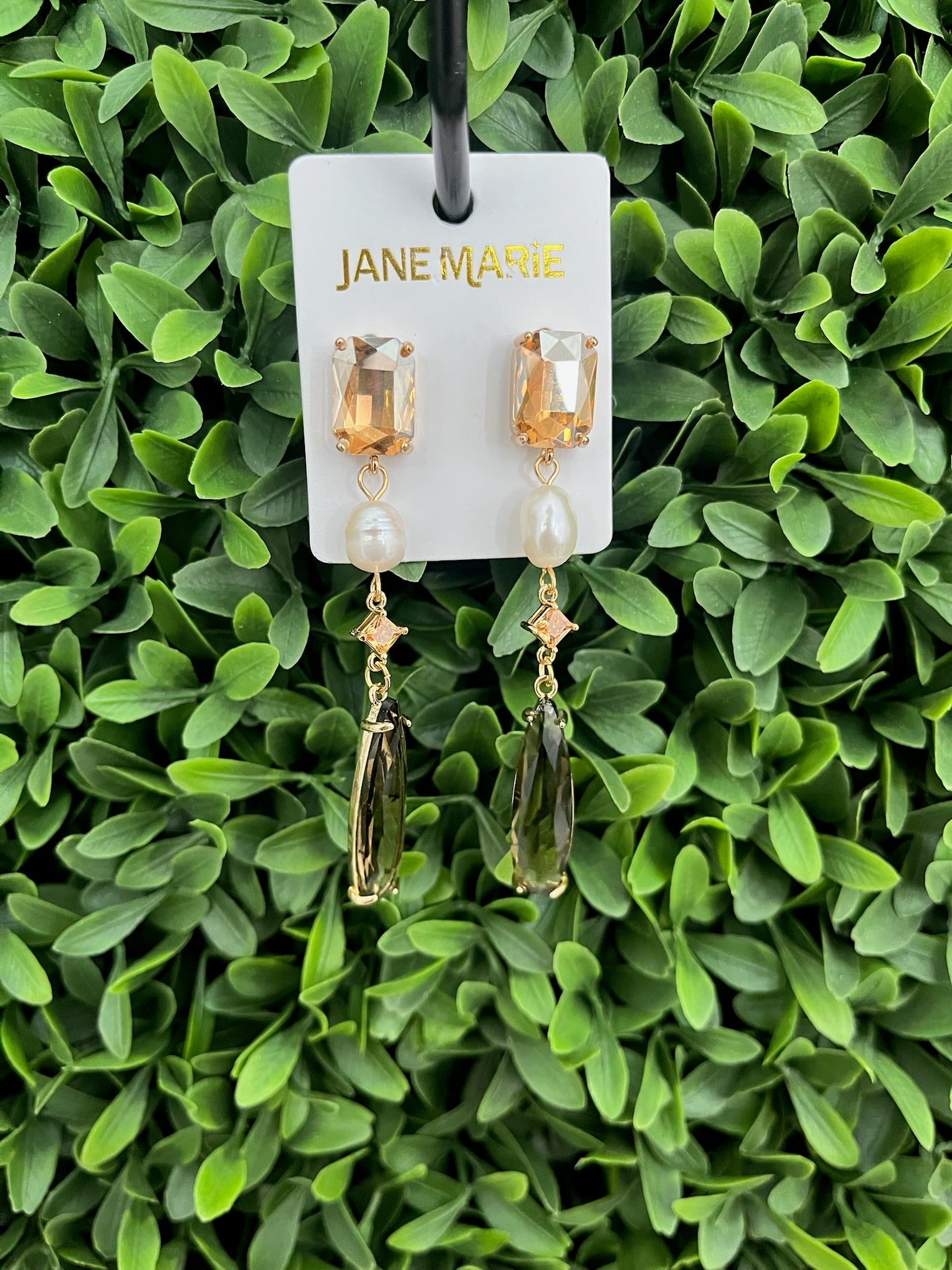 CHAMPAGNE EMERALD CRYSTAL, NATURAL PEARL, CHAMPAGNE SQUARE CRYSTAL, GREY TEARDROP CRYSTAL EARRINGS