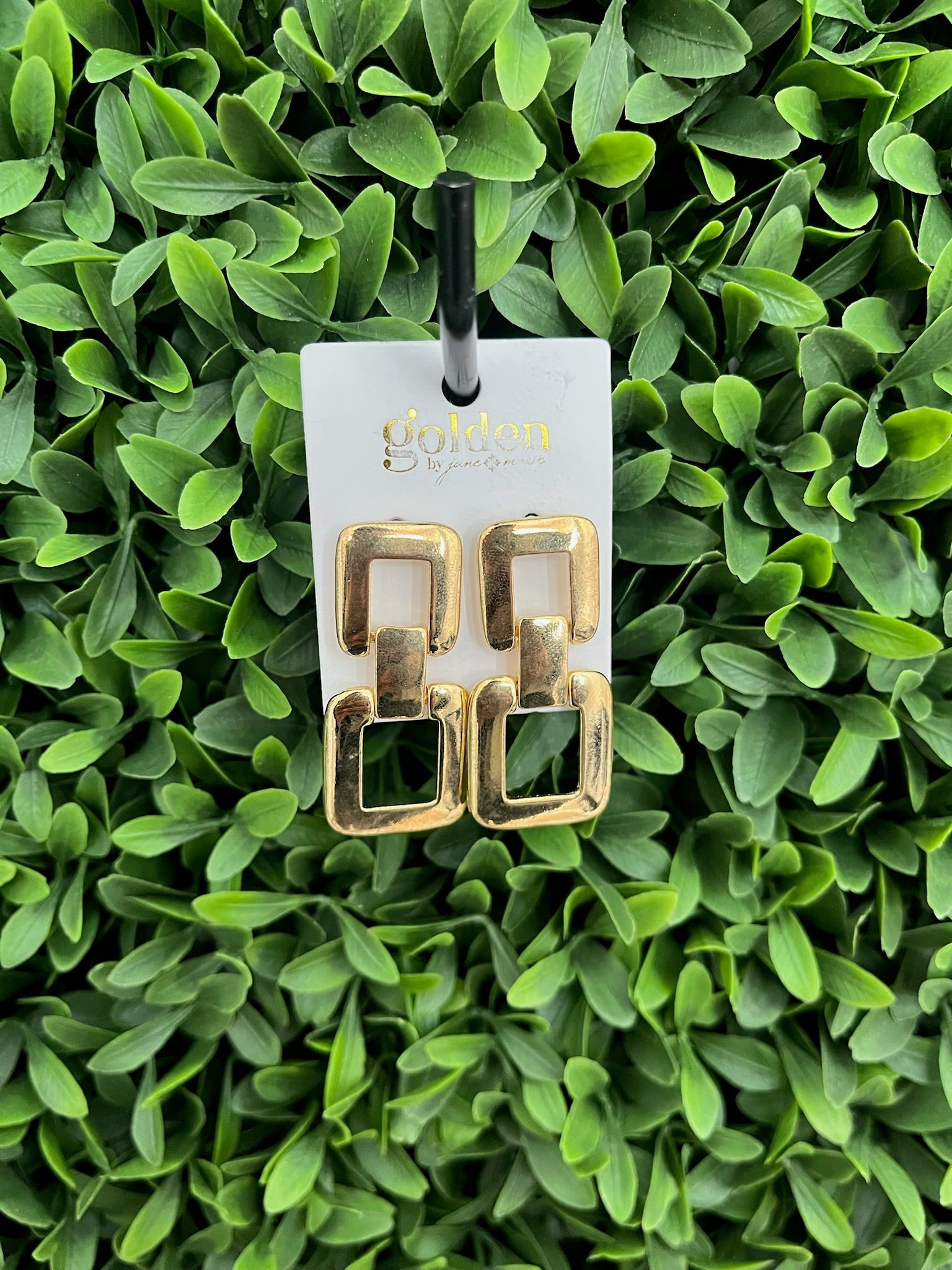 18K PLATED THINK LINKED OPEN SQUARES EARRINGS