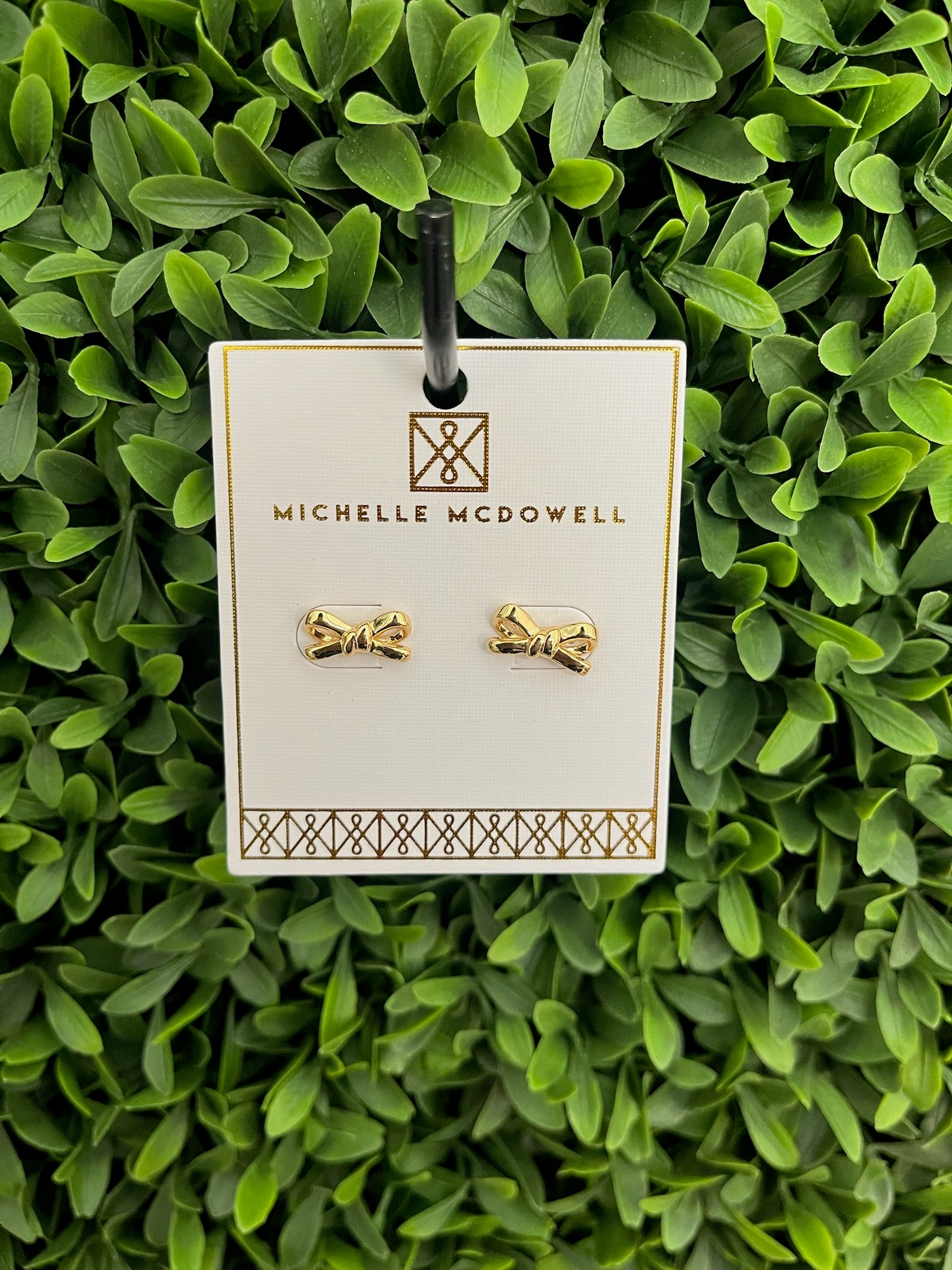LUXE BOW STUD EARRINGS