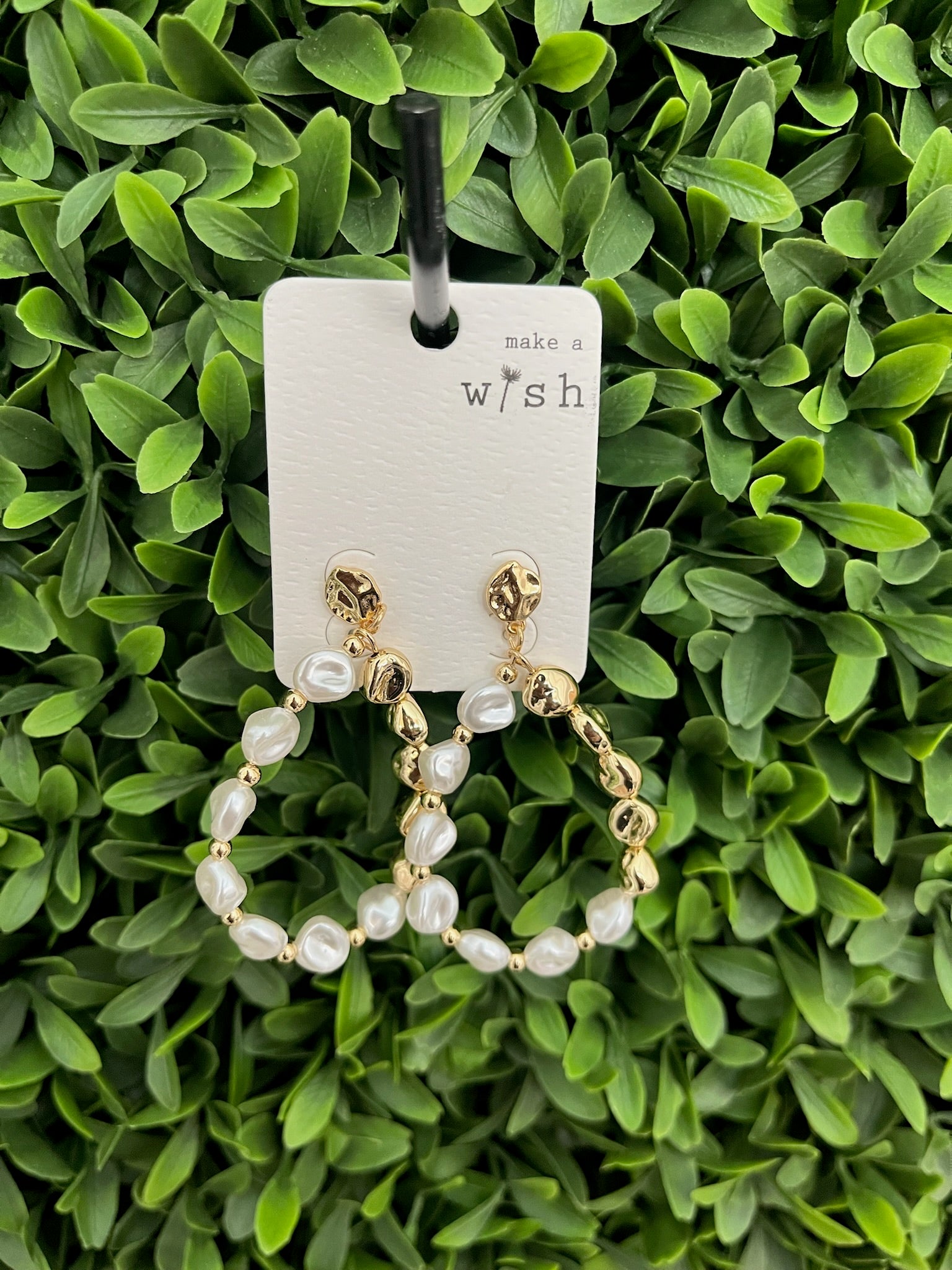 BEADED TEARDROP POST EARRING - GOLD/PEARL