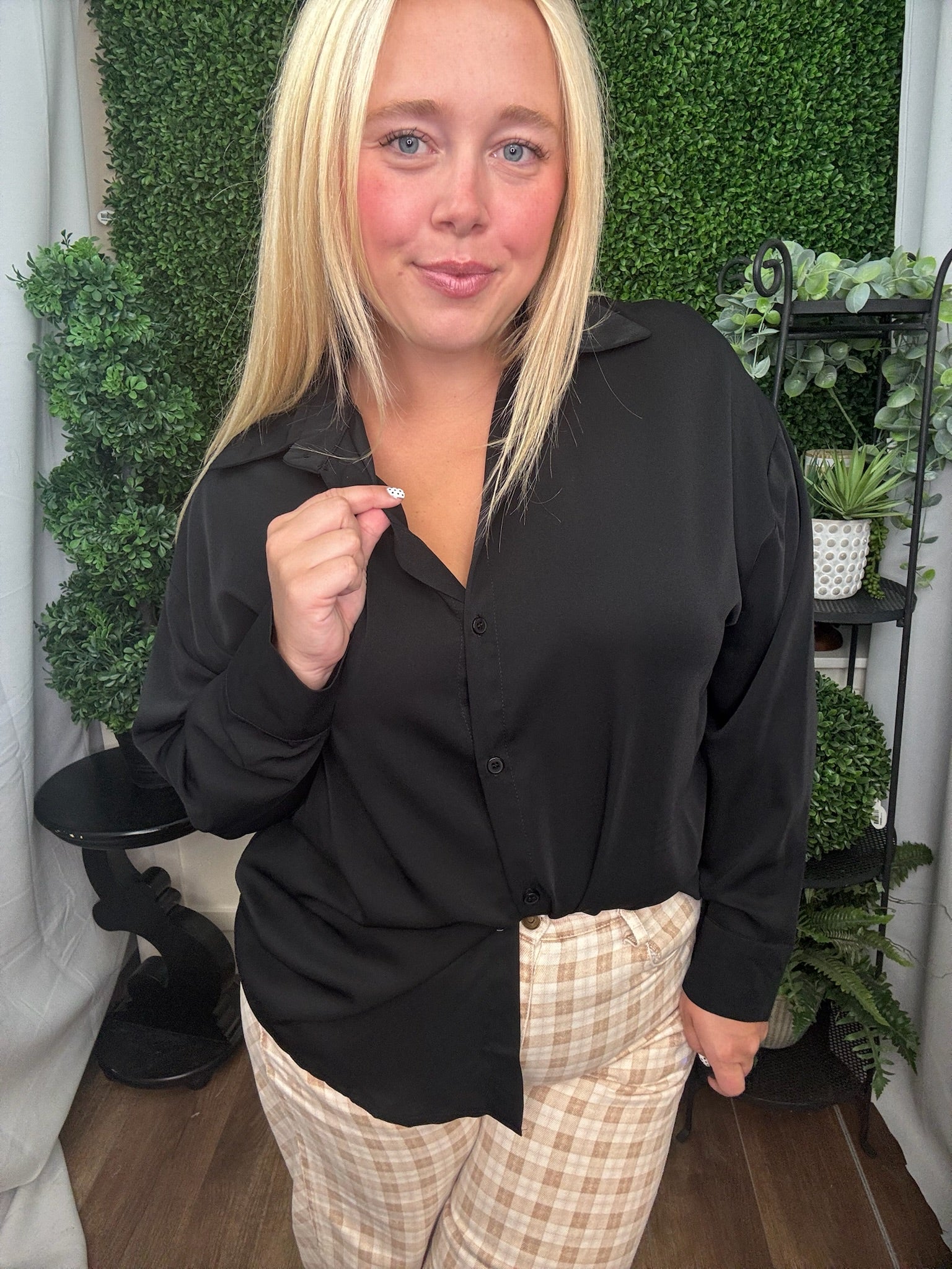 Kathryn Button-Up Top - Black