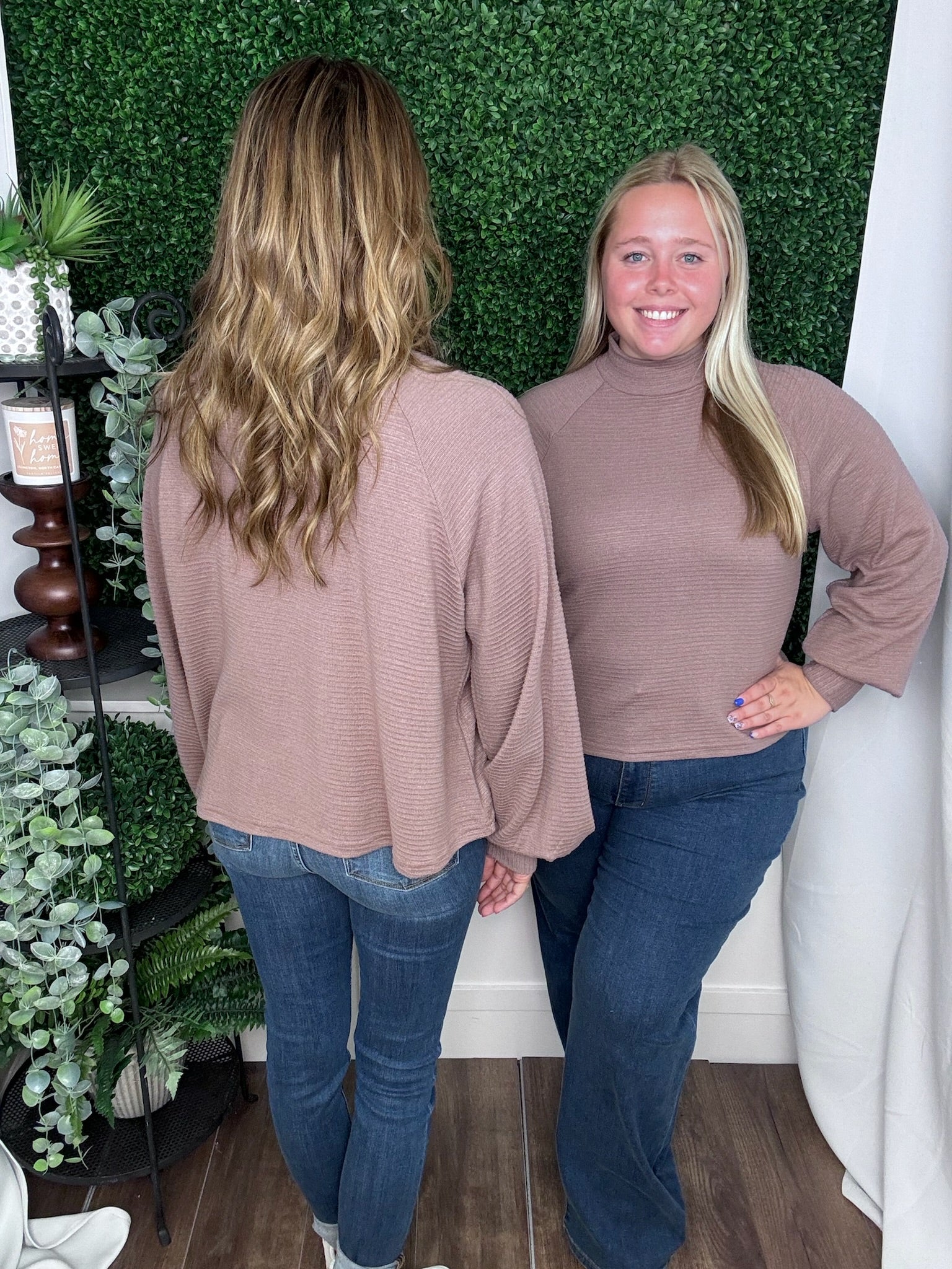 RIBBED DOLMAN LS TOP W/LOW TURTLENECK - MOCHA