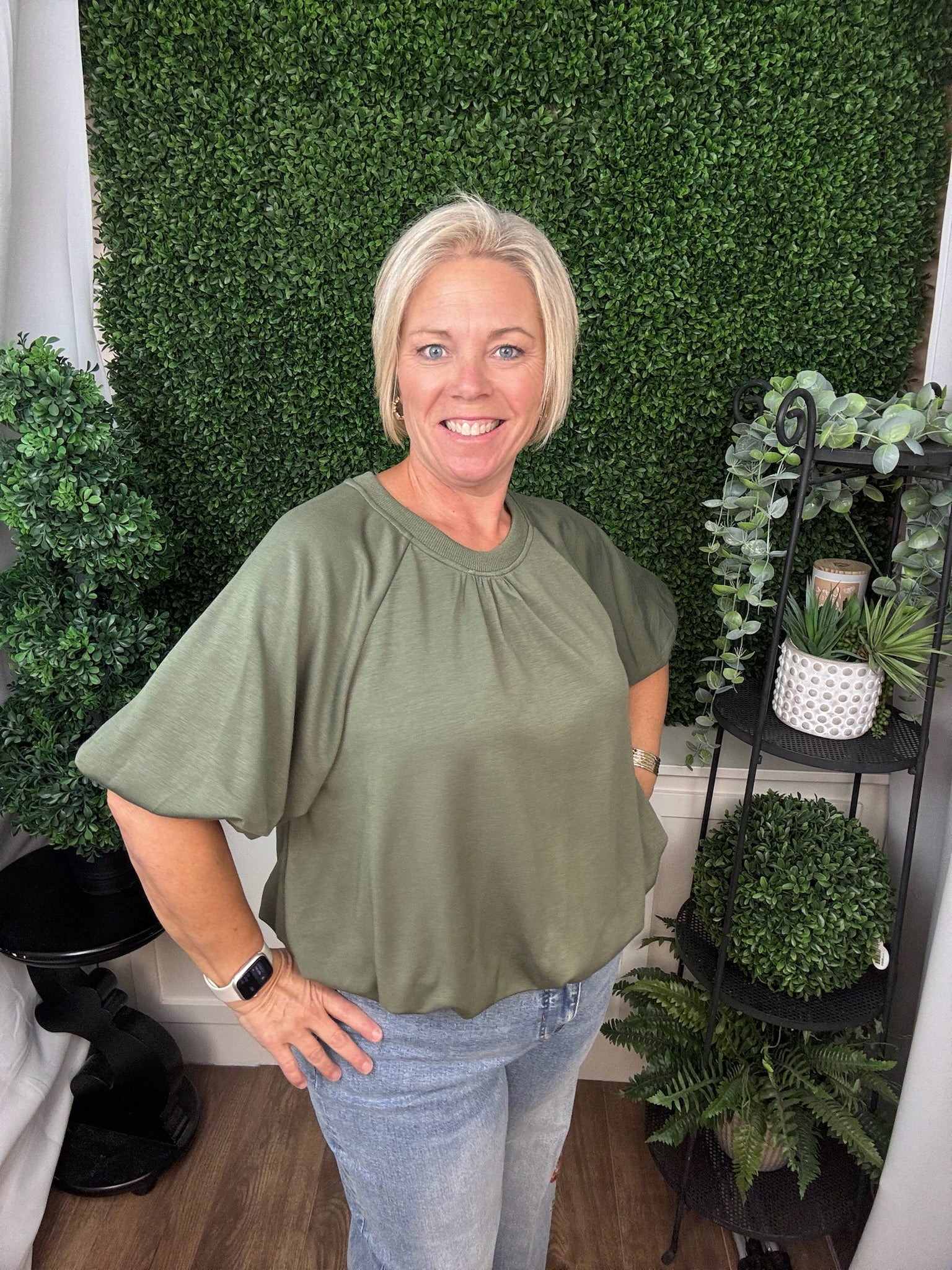 RUCHED HEM SHORT SLEEVE TOP - ALMOND/BLACK/OLIVE/RUST