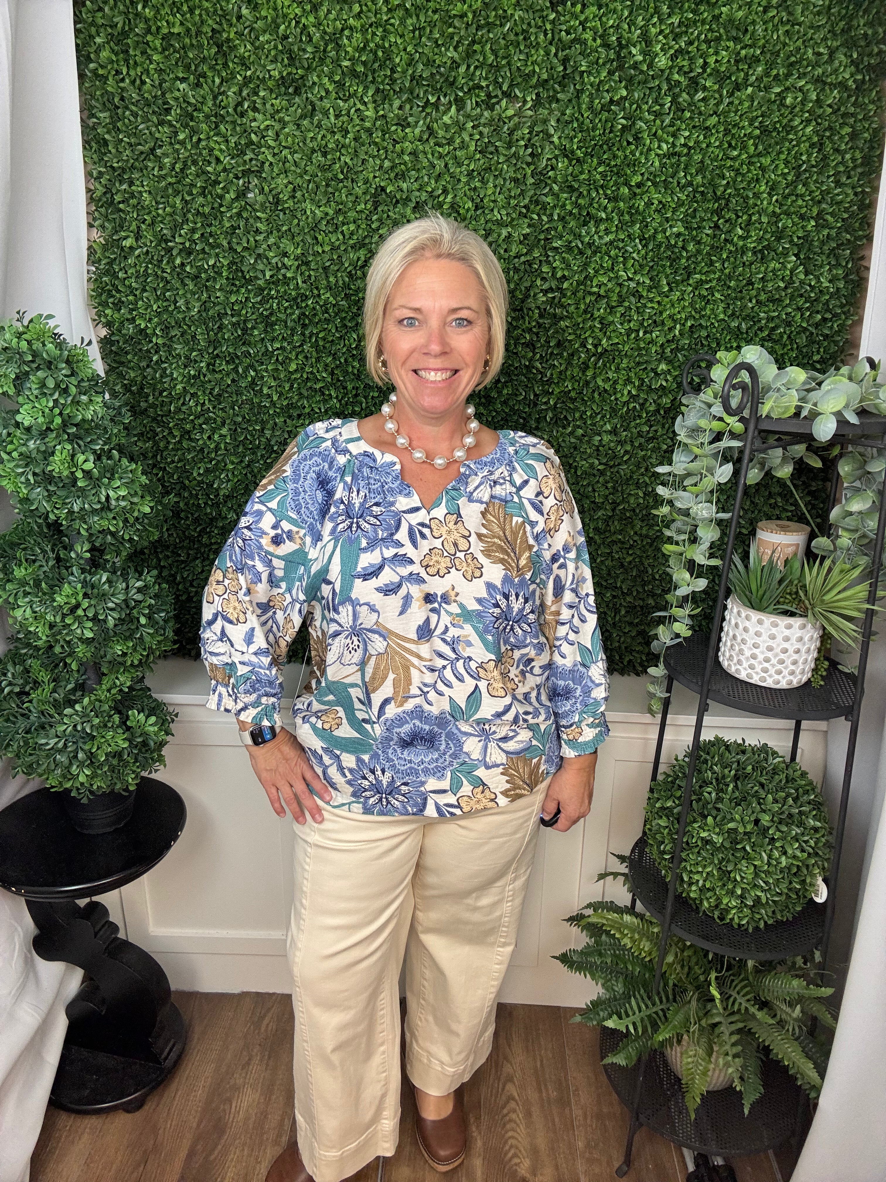 PRINTED WOVEN POPOVER BLOUSE WITH SPLIT NECKLINE 3/4 SLEEVES