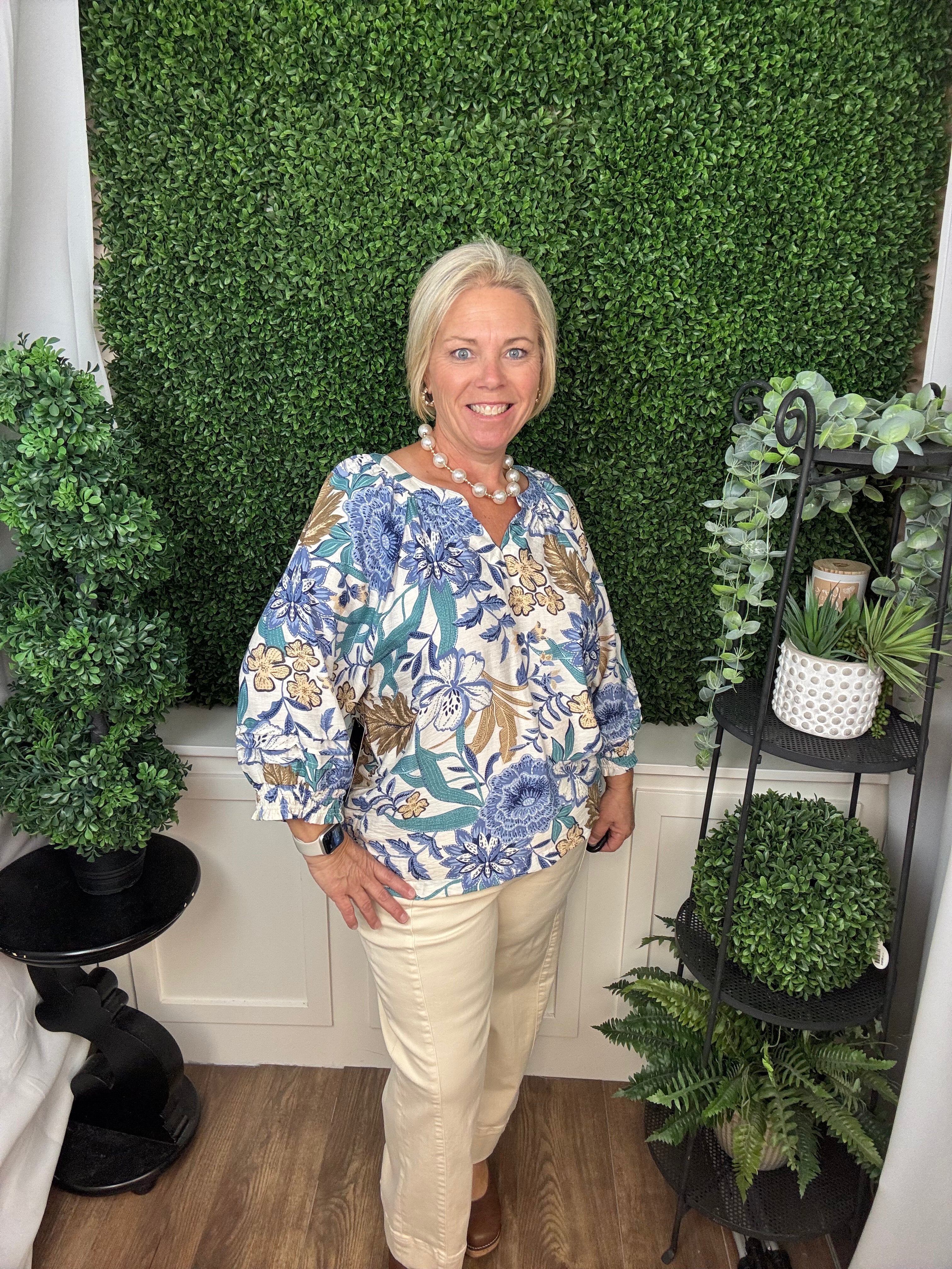 PRINTED WOVEN POPOVER BLOUSE WITH SPLIT NECKLINE 3/4 SLEEVES