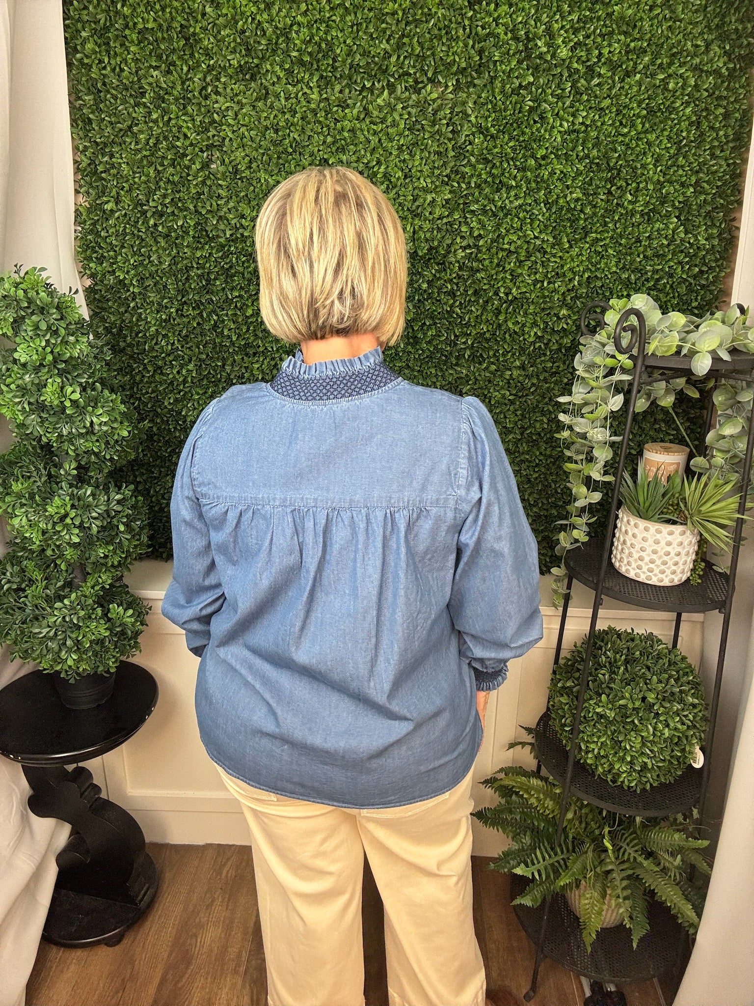 TOP KIMBERLY CHAMBRAY