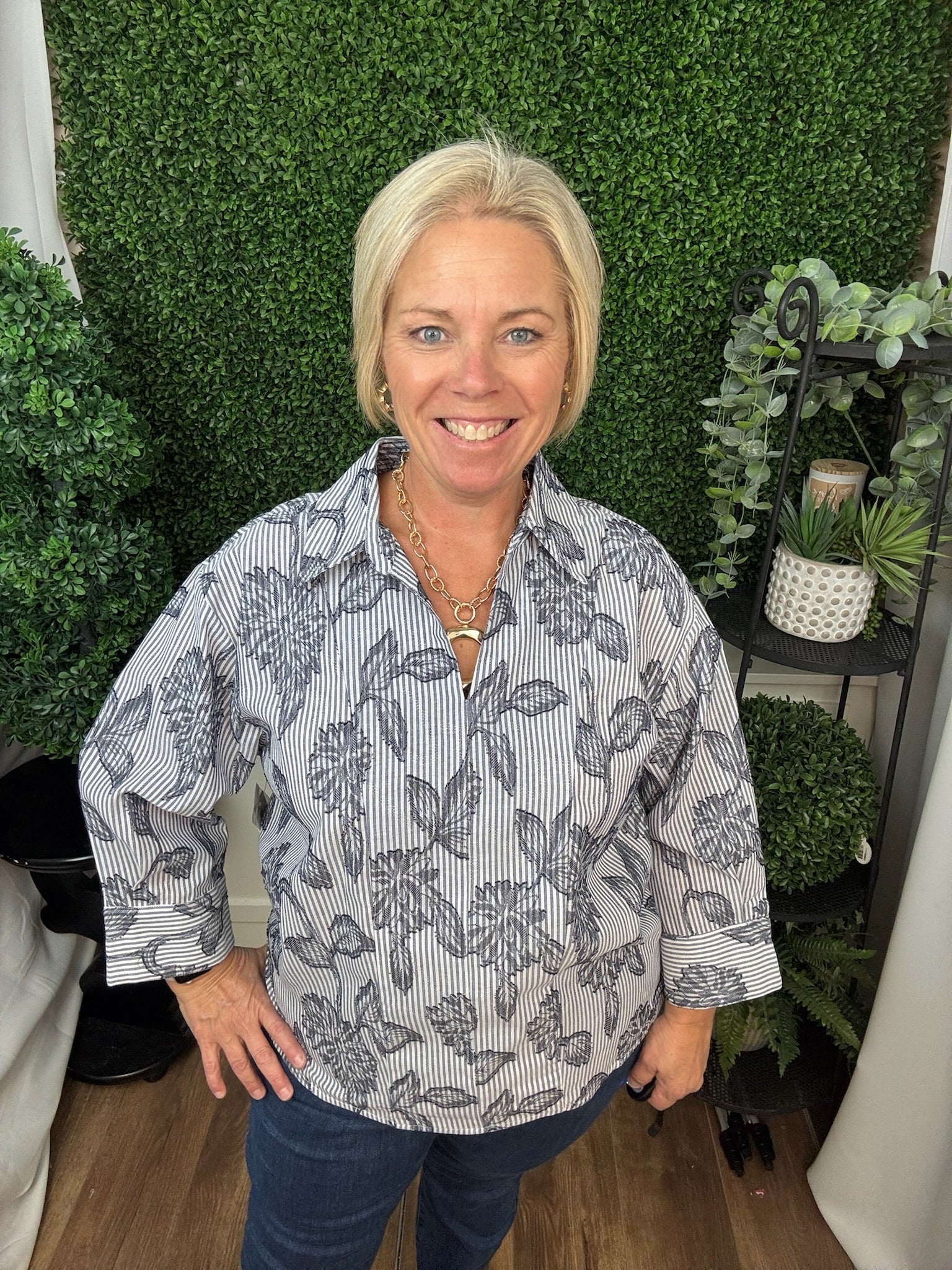SPLIT NECK POPOVER WITH COLLAR - MULTI