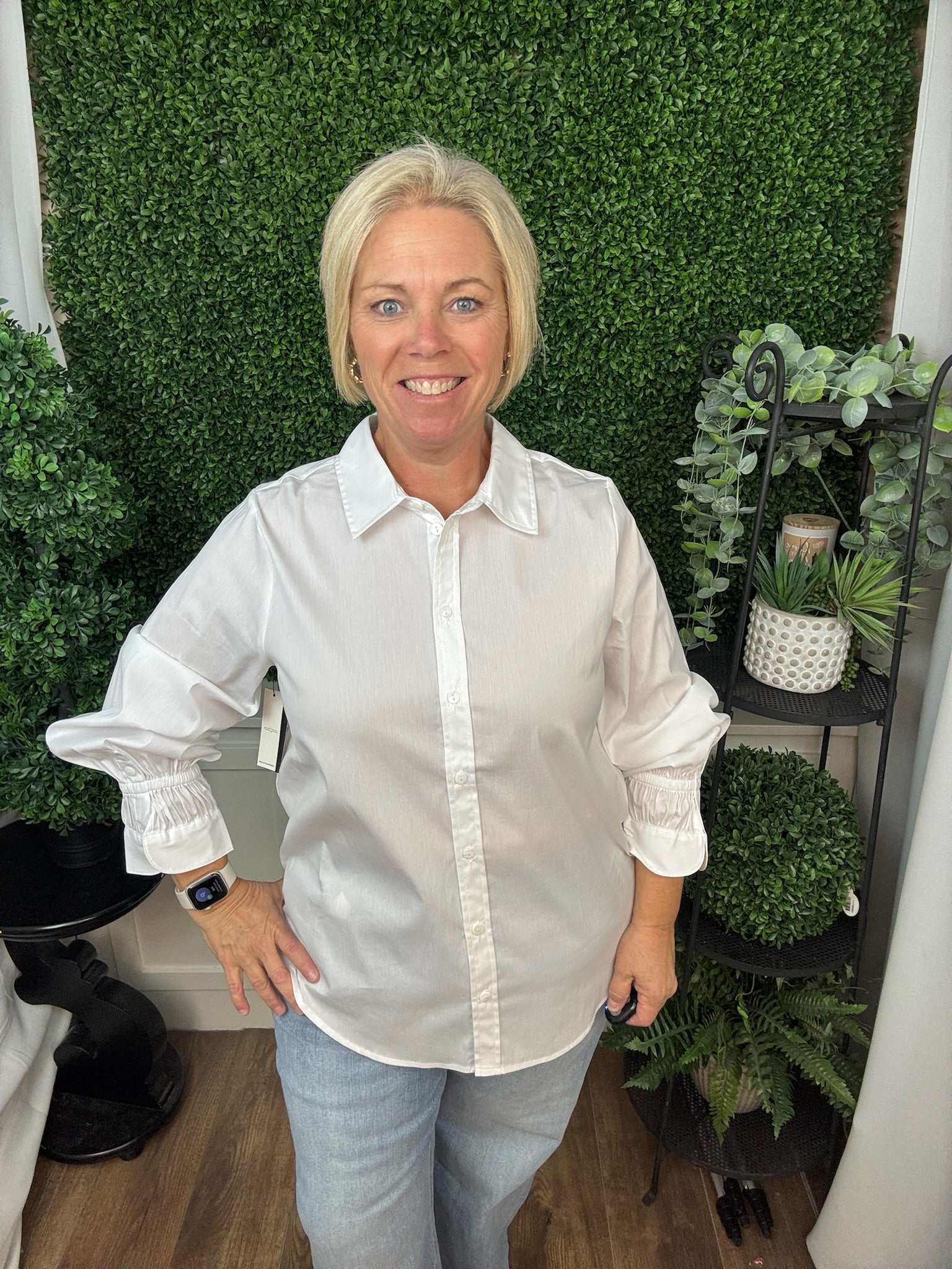 ADJUSTABLE SLEEVE BUTTON FRONT WOVEN TOP - WHITE