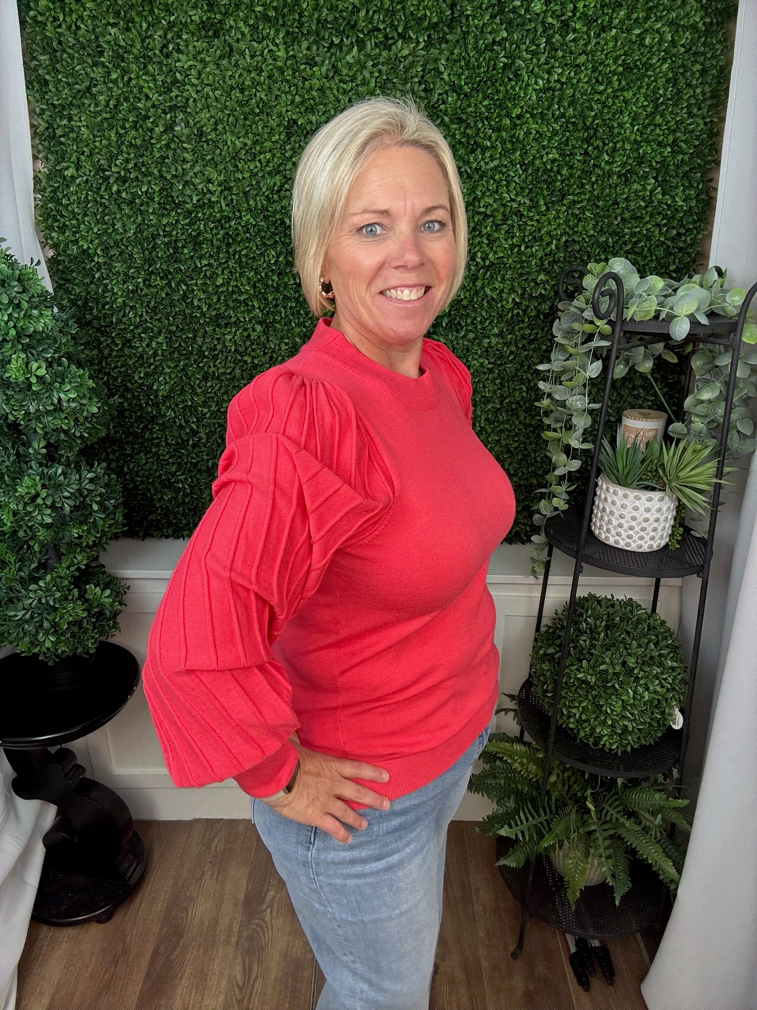 LONG SLEEVE CREW NECK KNIT SWEATER - IVORY/SCARLET RED/TEAL BLUE