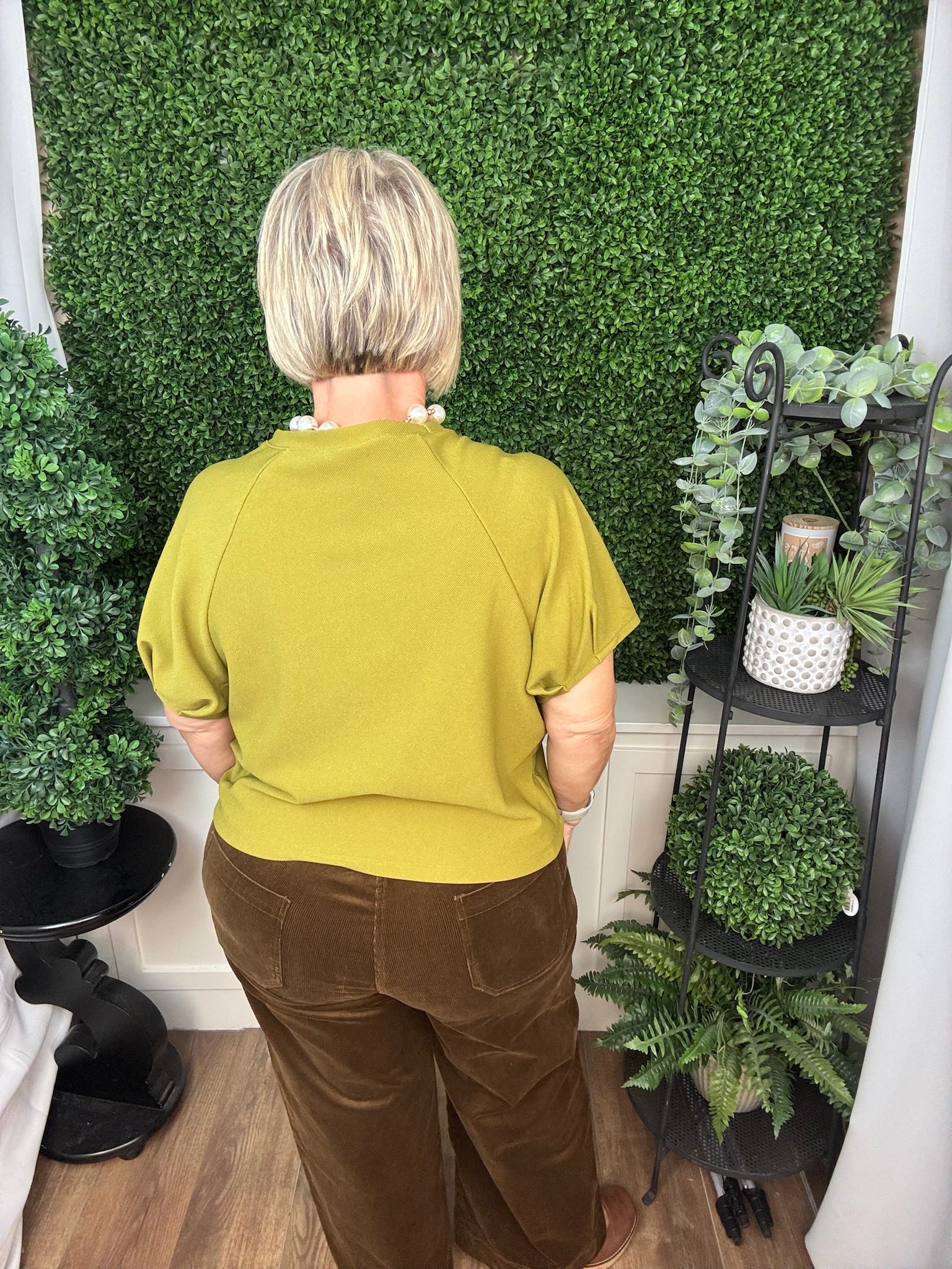 ROUND NECK PUFF SHORT SLEEVE PULLOVER TOP - LIGHT OLIVE