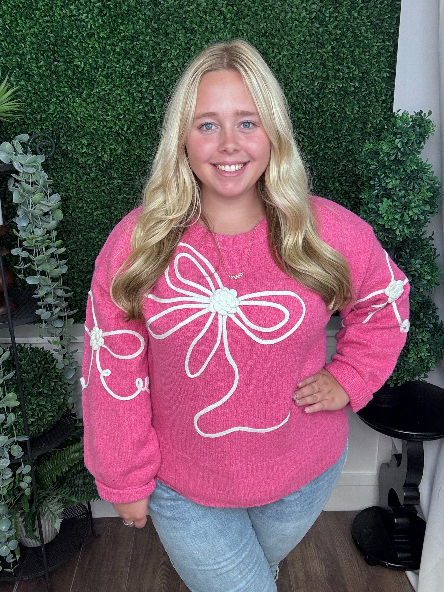 SOLID LS SWEATER WITH BOW APPLIQUE - PINK