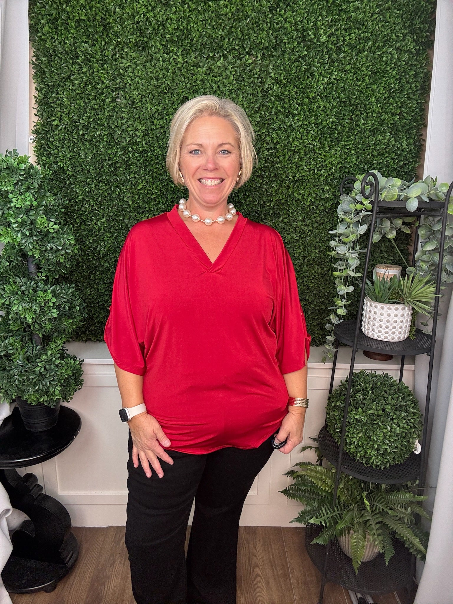 LONGSLEEVE V-NECK TOP - RED