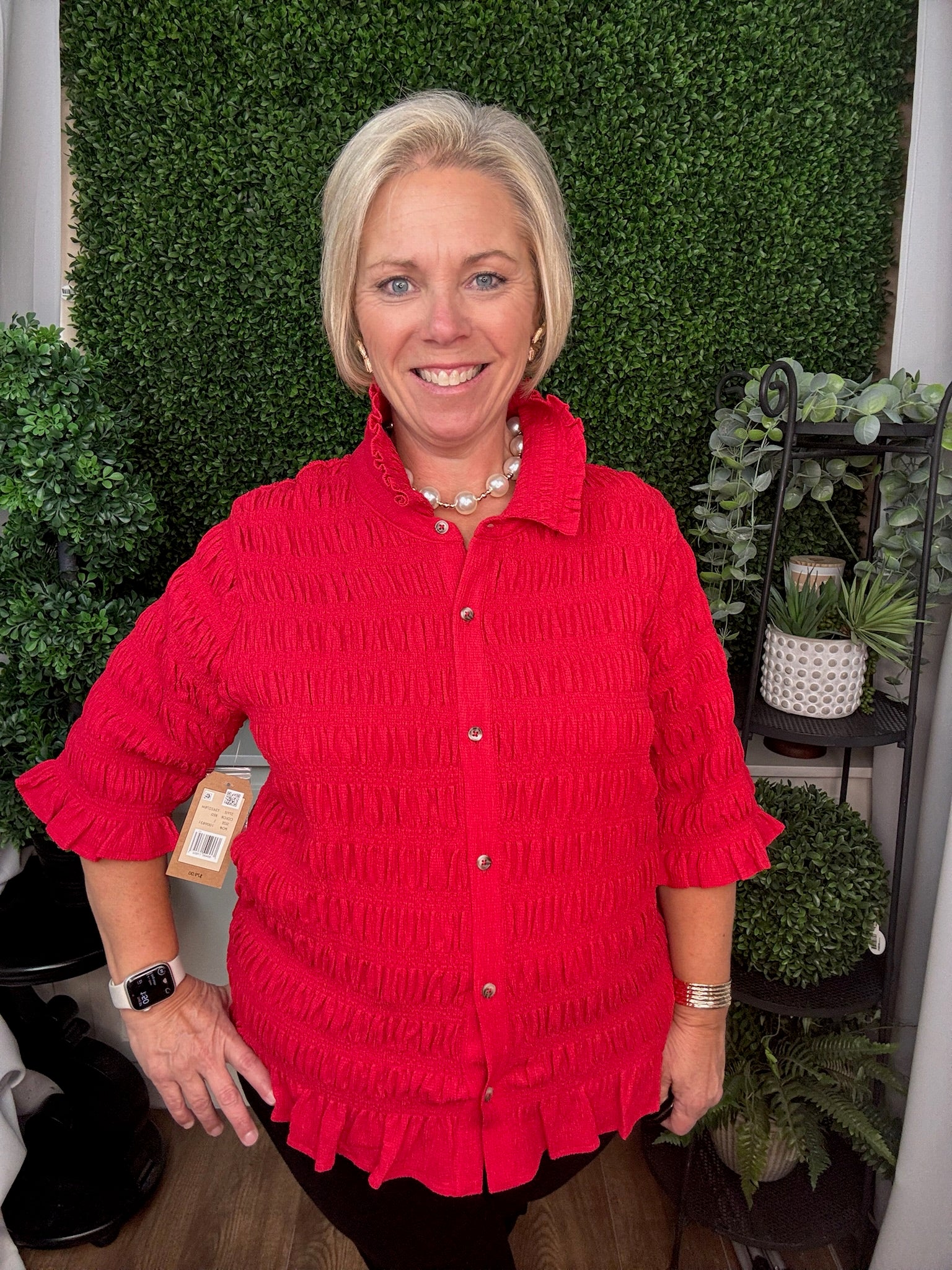 ELBOW SLEEVE SMOCKED BUTTON UP TOP - RED