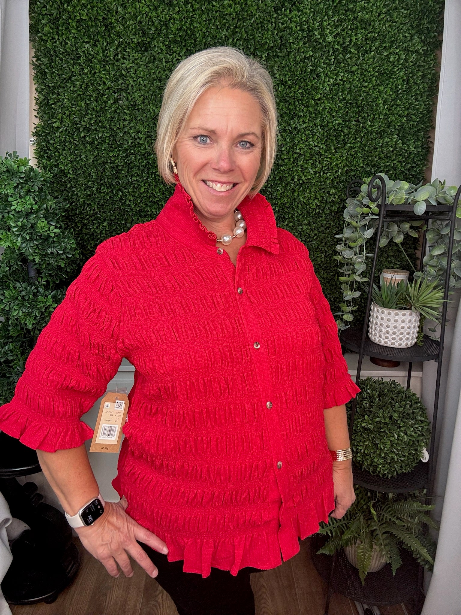 ELBOW SLEEVE SMOCKED BUTTON UP TOP - RED