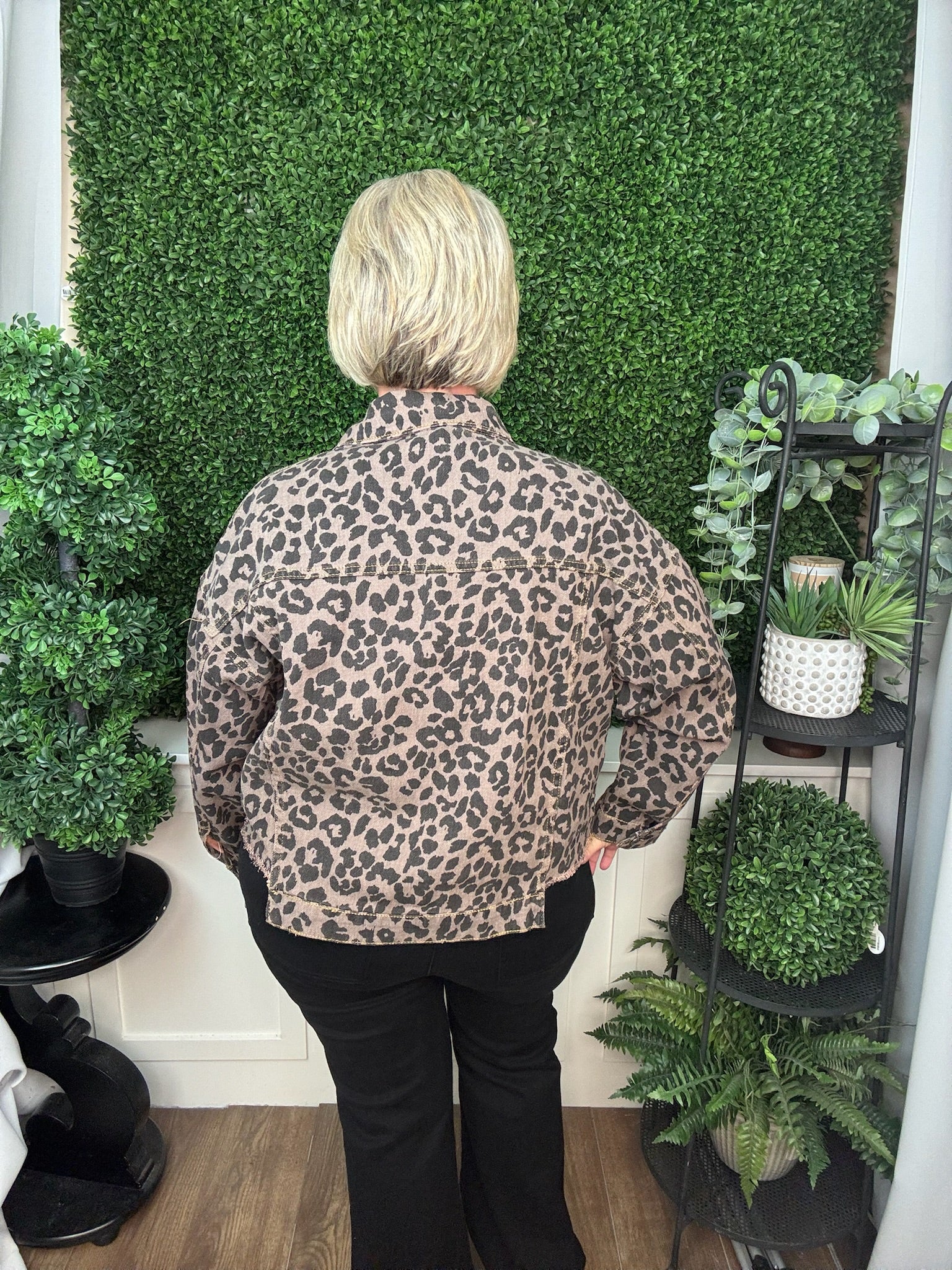 LEOPARD DENIM JACKET - BROWN