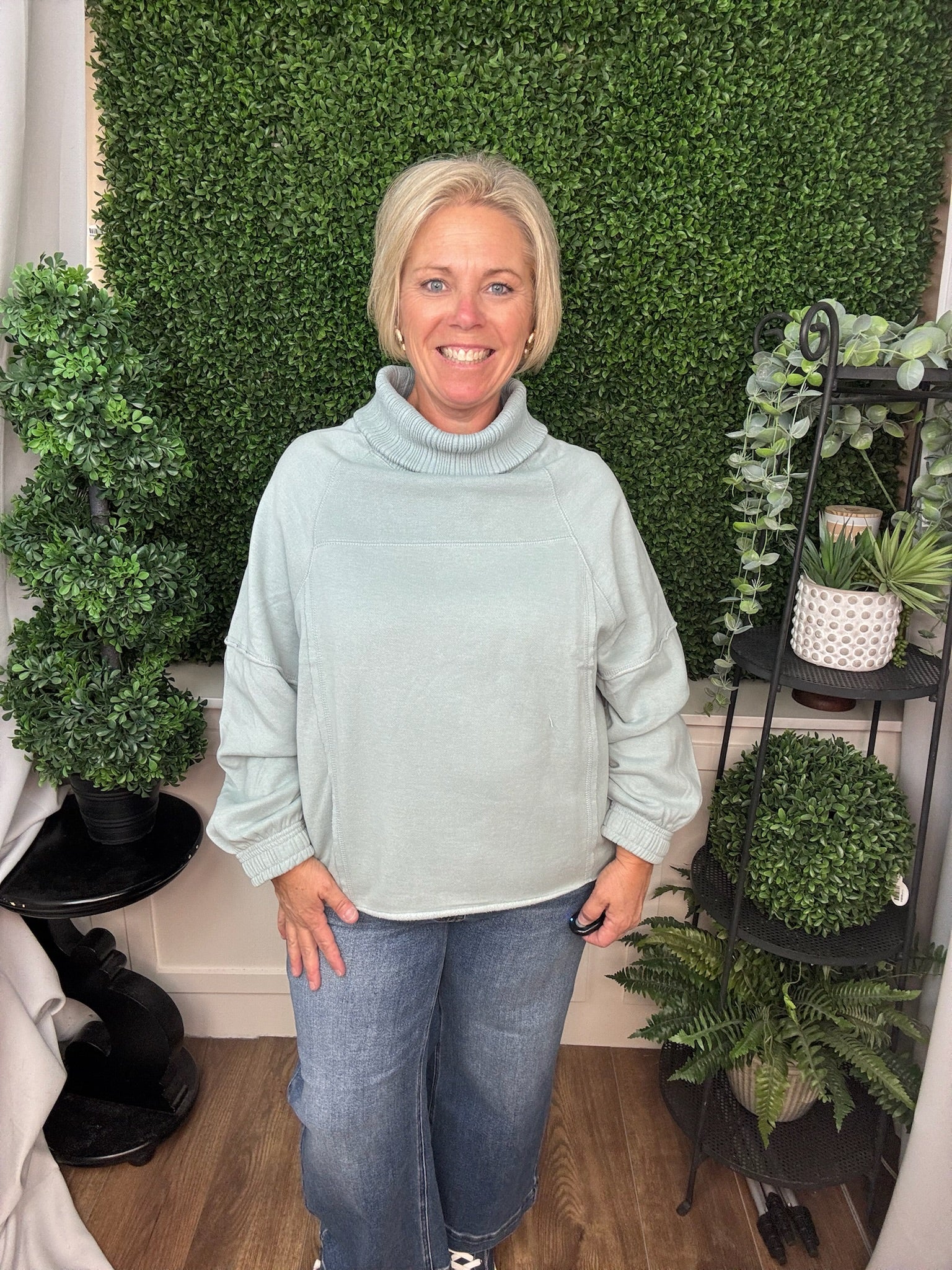 TANGO PULLOVER SWEATSHIRT