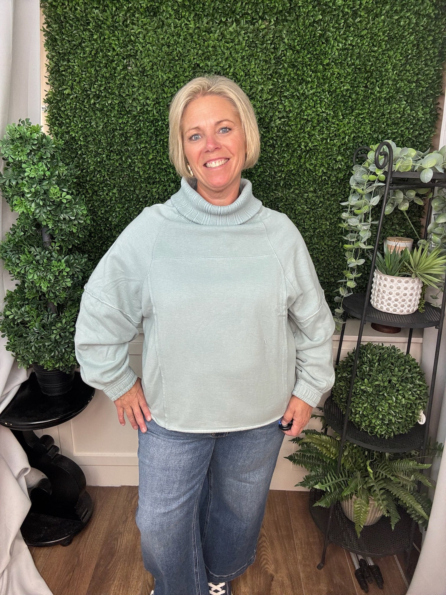 TANGO PULLOVER SWEATSHIRT