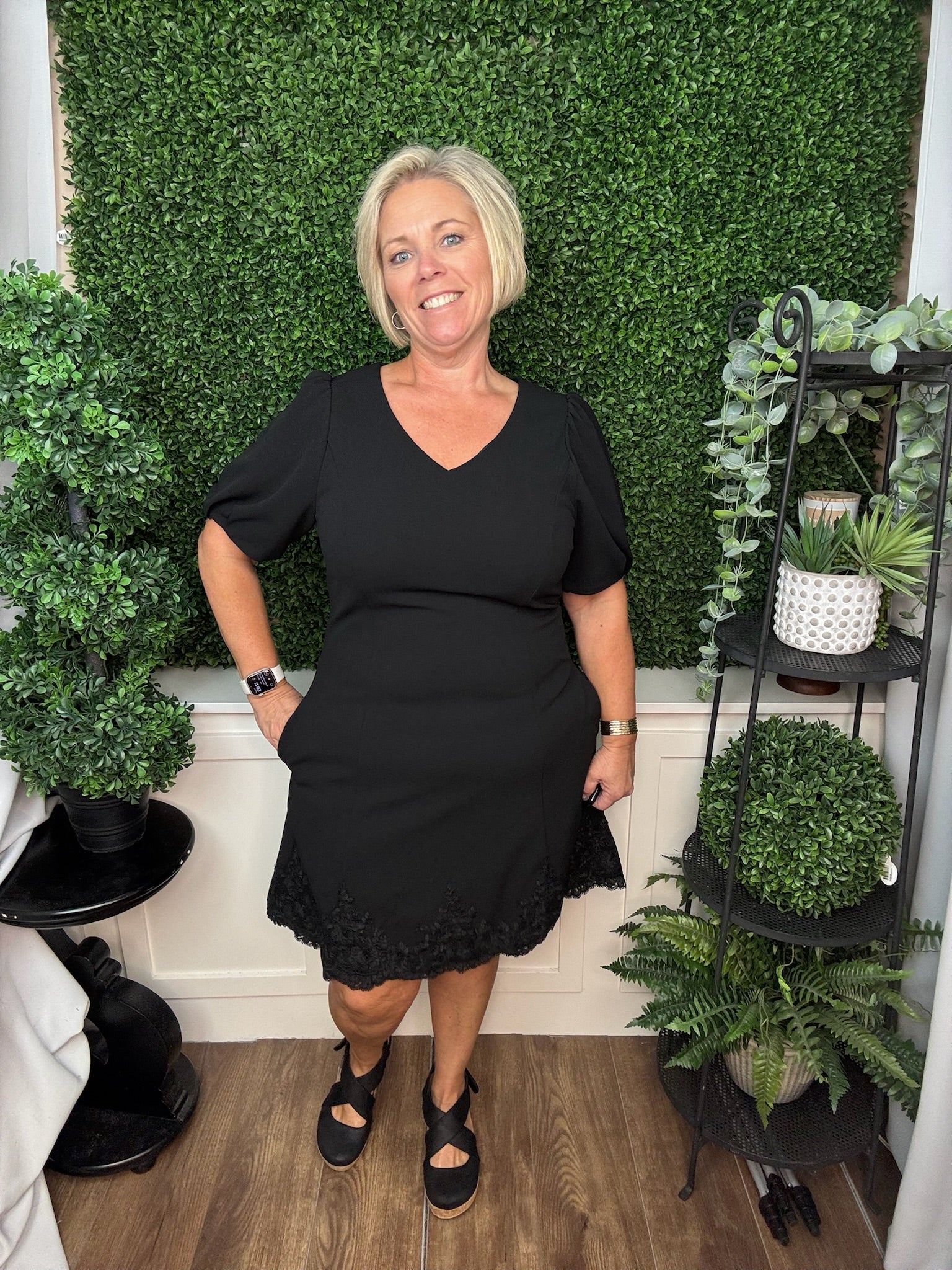 SHORT SLEEVE HEAVY KNIT V NECK MINI DRESS WITH HEM LACE DETAIL AND POCKETS - BLACK/ NAVY