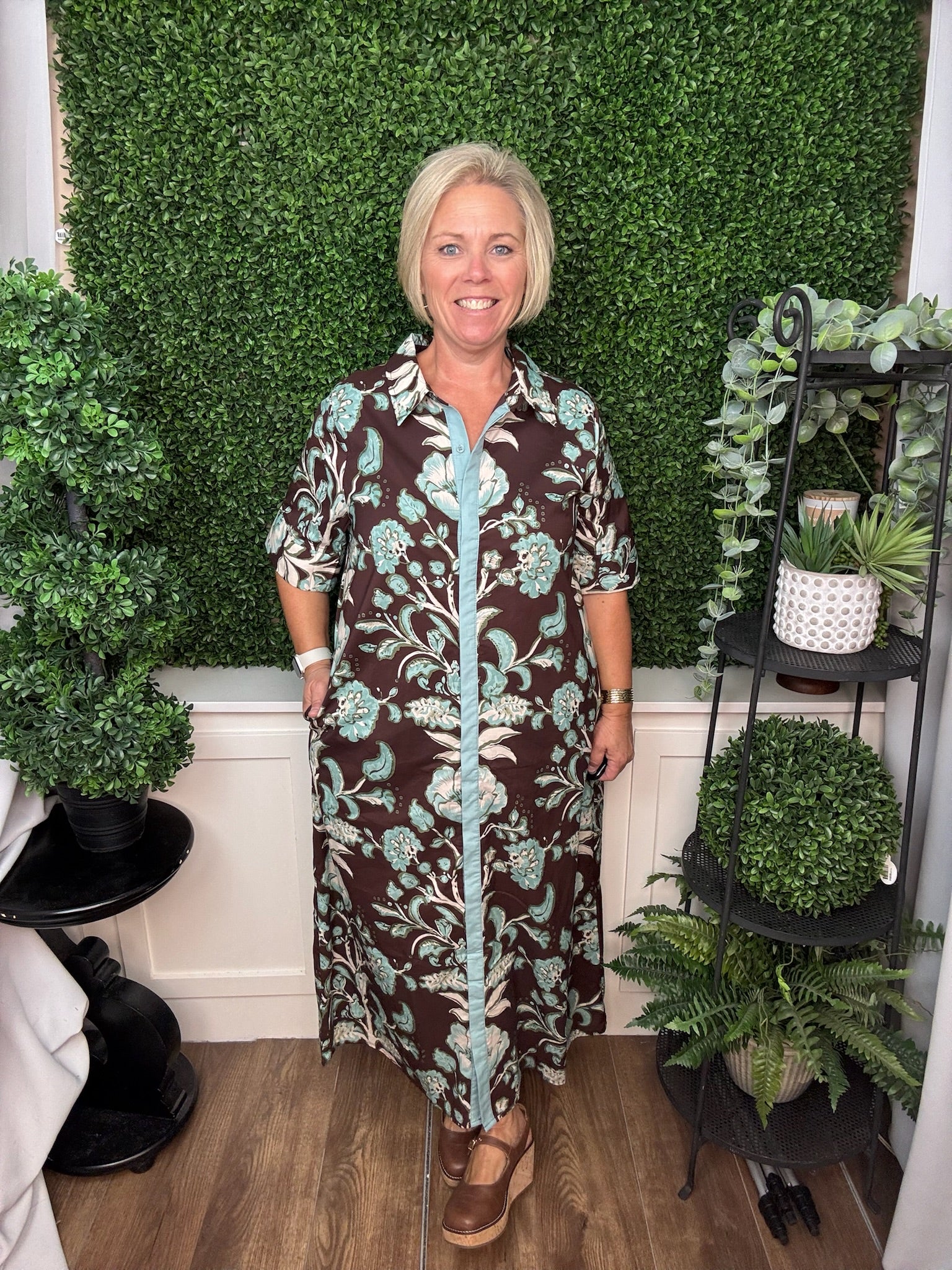 FLORAL CONTRAST TRIM SHIRT DRESS - CHOCOLATE