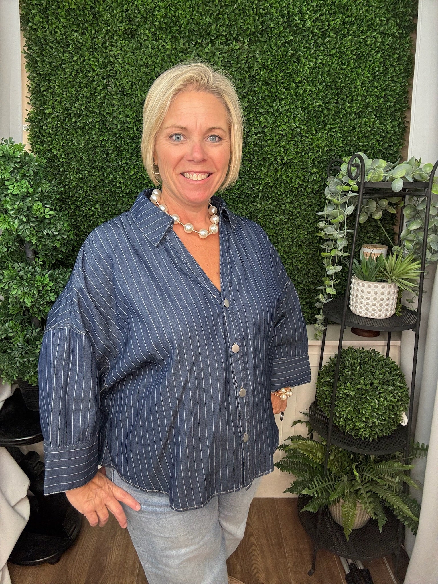 STRIPED BUTTON DOWN BACK PLEAT BLOUSE - DARK DENIM