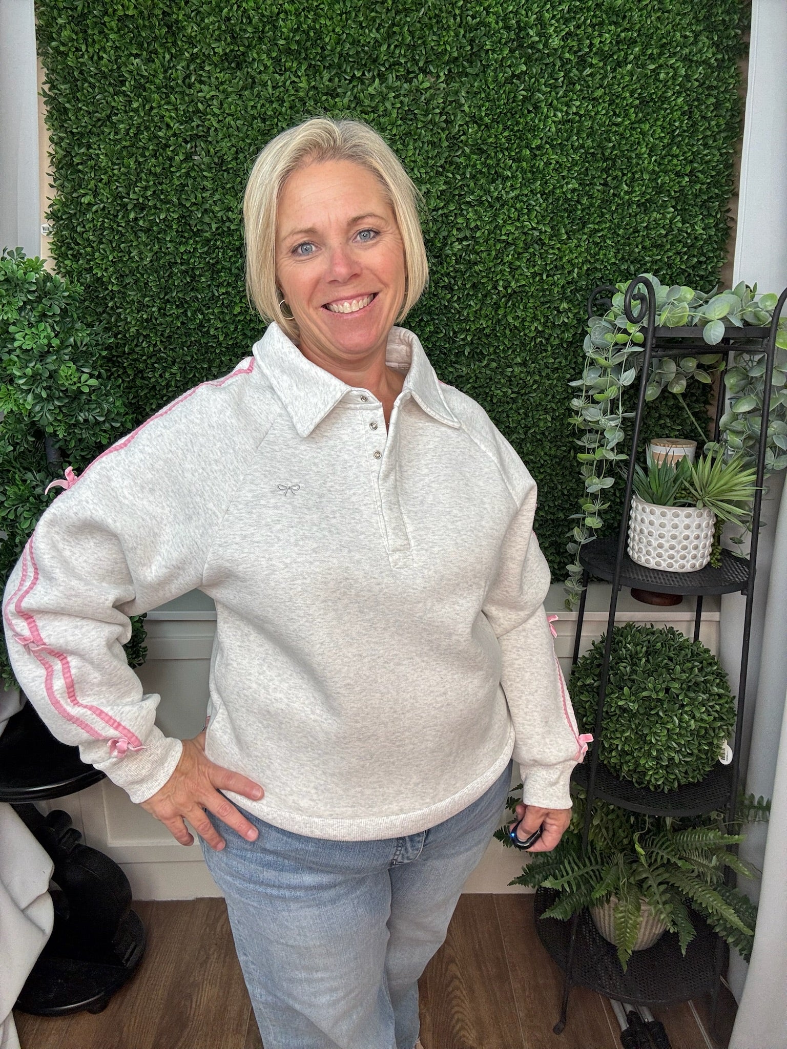 QUILTED SNAP PULLOVER - LIGHT GREY